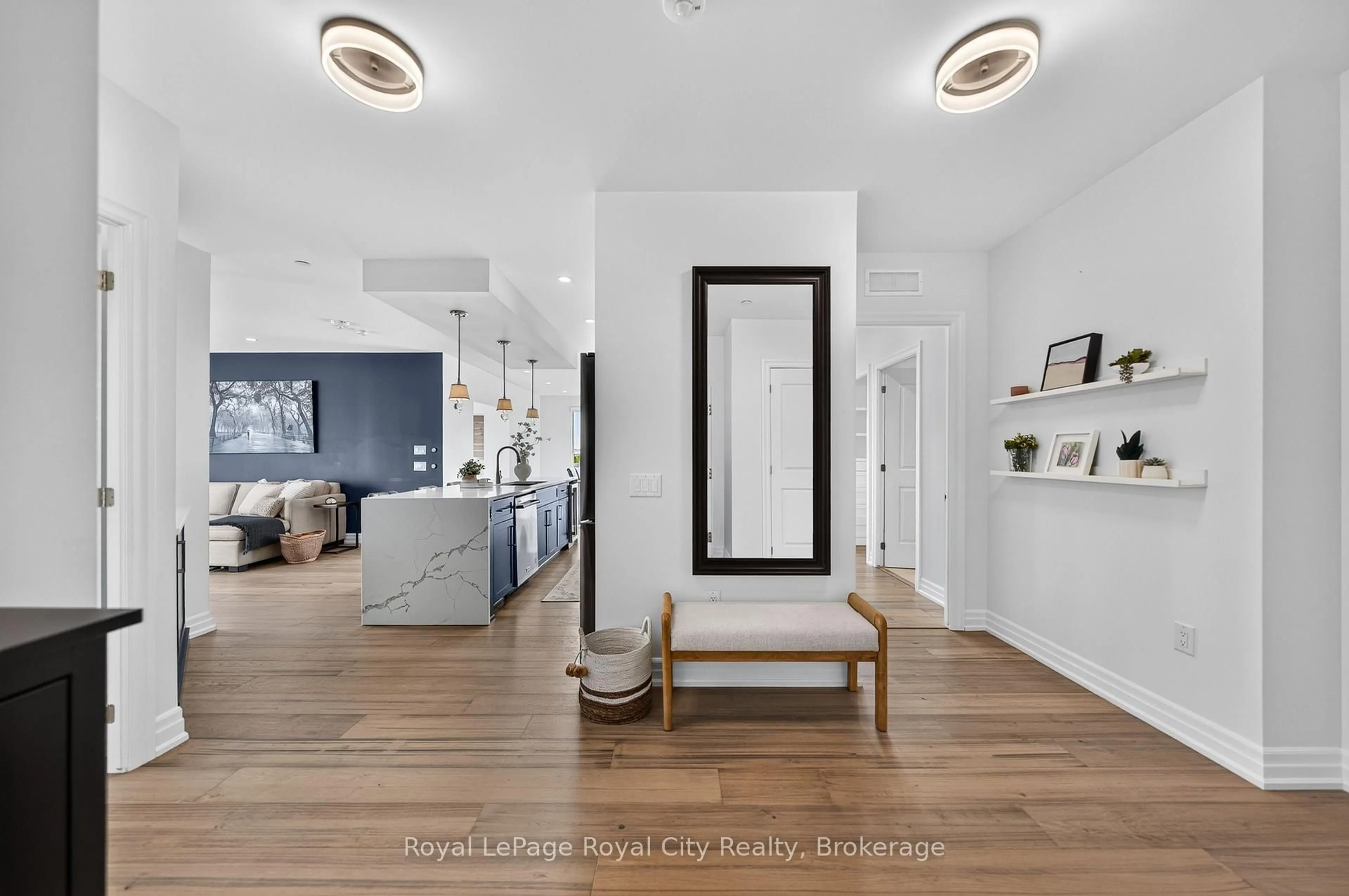 Indoor entryway for 1880 Gordon St #305, Guelph Ontario N1L 0P5