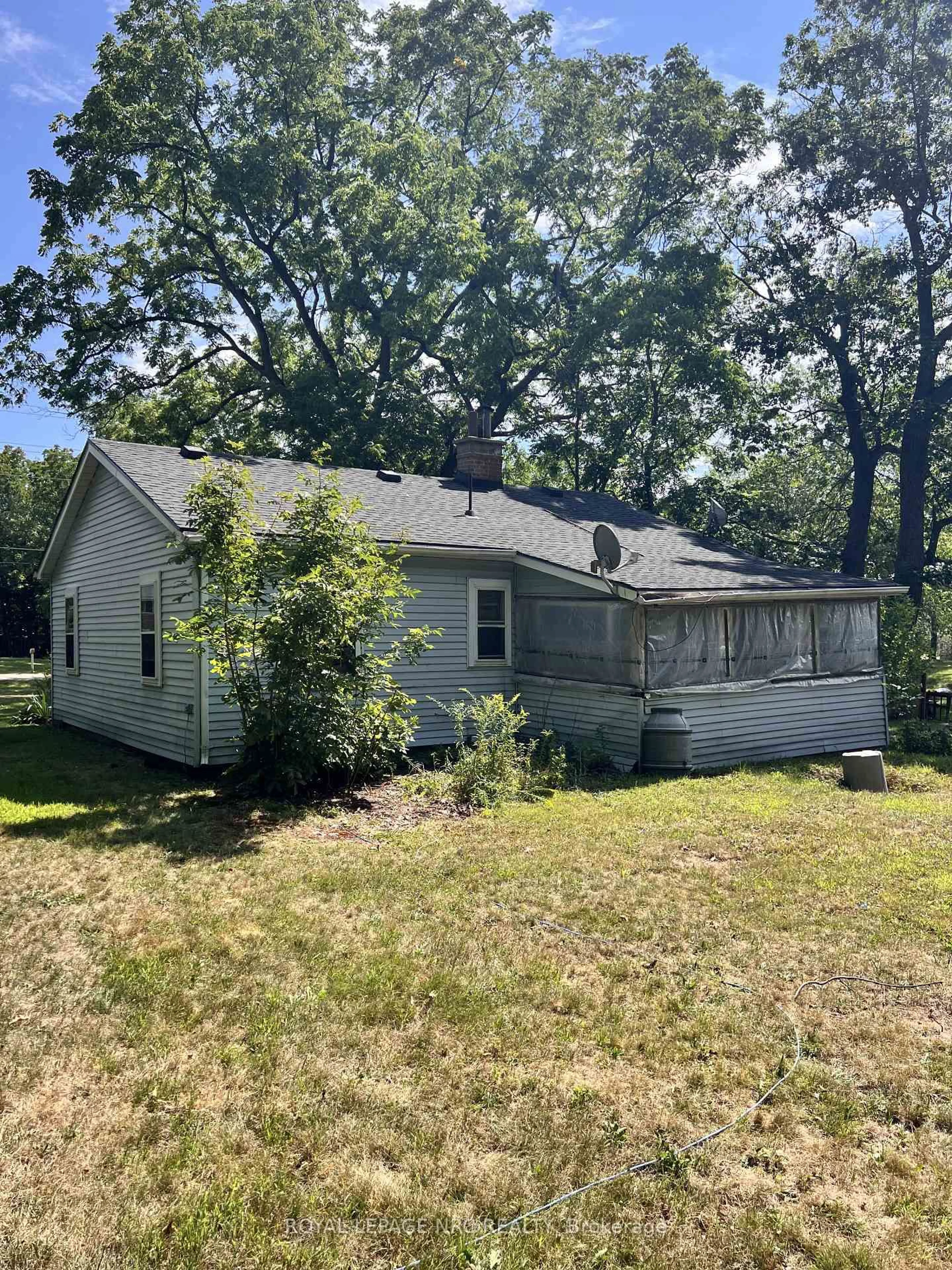 Home with vinyl exterior material, unknown for 495 Stonemill Rd, Fort Erie Ontario L0S 1N0
