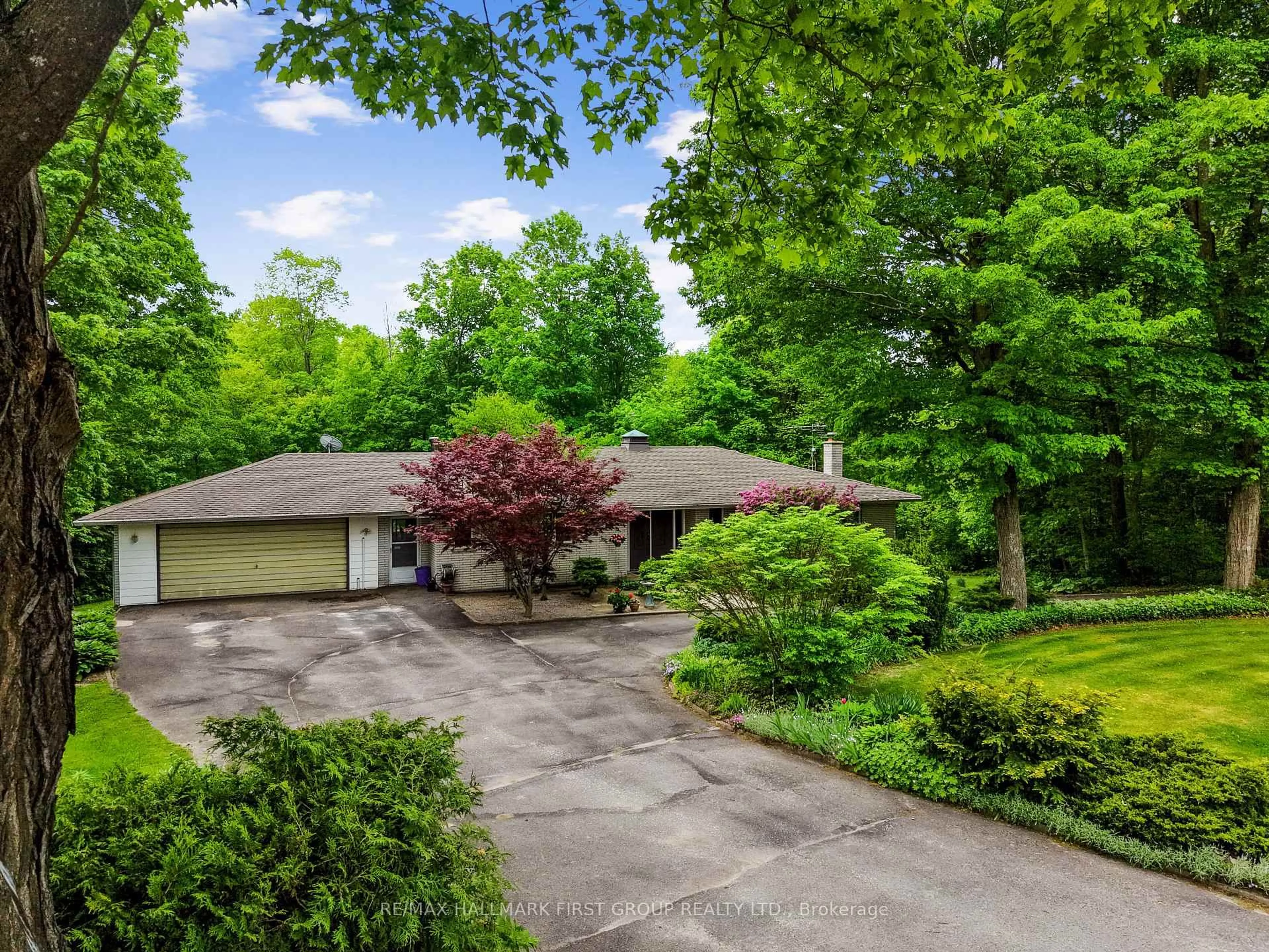 A pic from outside/outdoor area/front of a property/back of a property/a pic from drone, street for 452 Gully Rd, Alnwick/Haldimand Ontario K9A 4J8