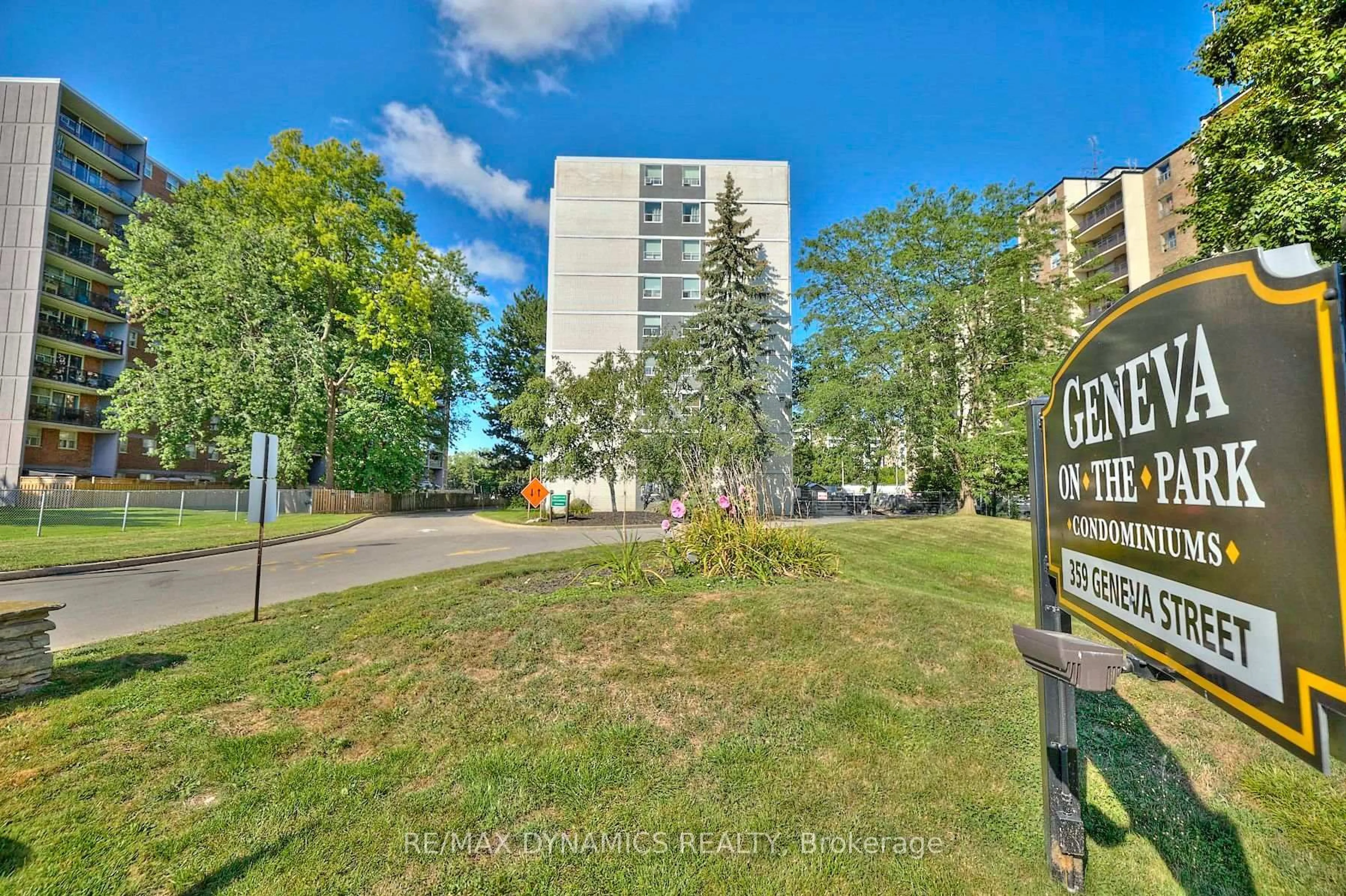Unknown for 359 Geneva St #309, St. Catharines Ontario L2N 2G5