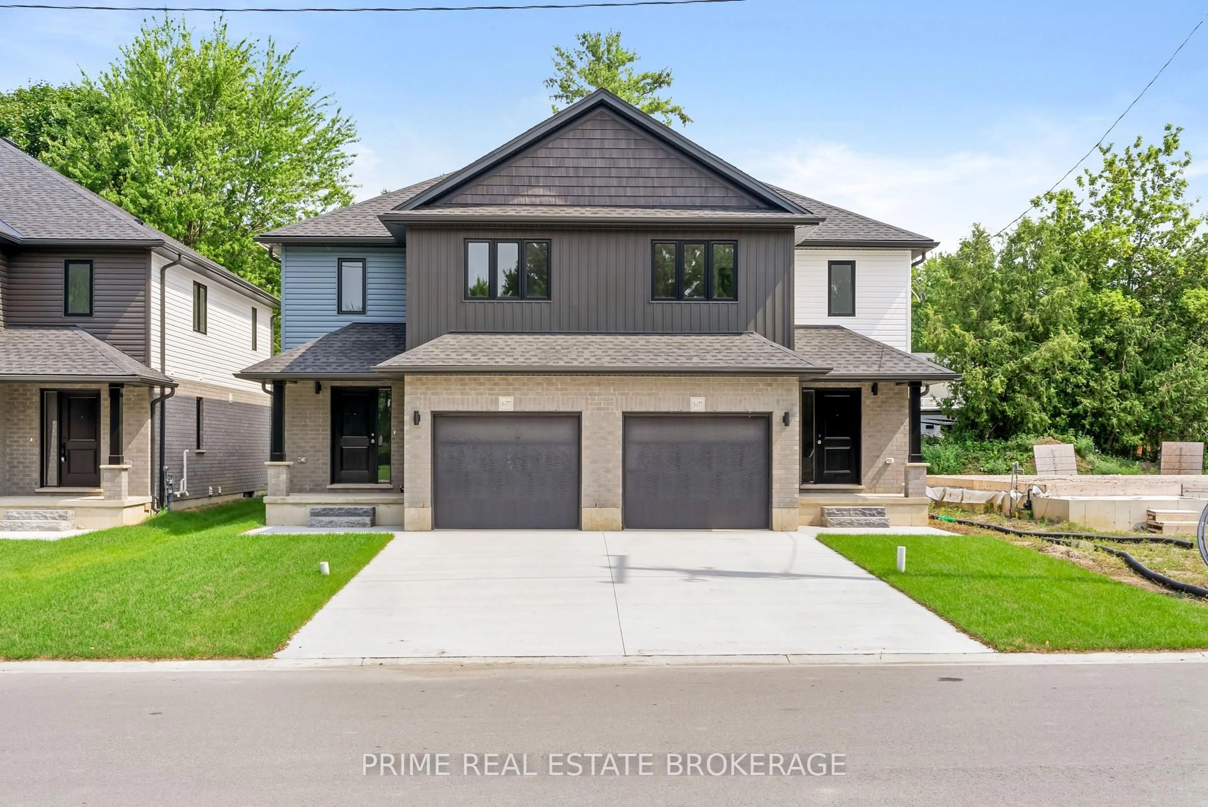 Home with brick exterior material, street for 177 Chestnut St #5, Lucan Biddulph Ontario N0M 2J0