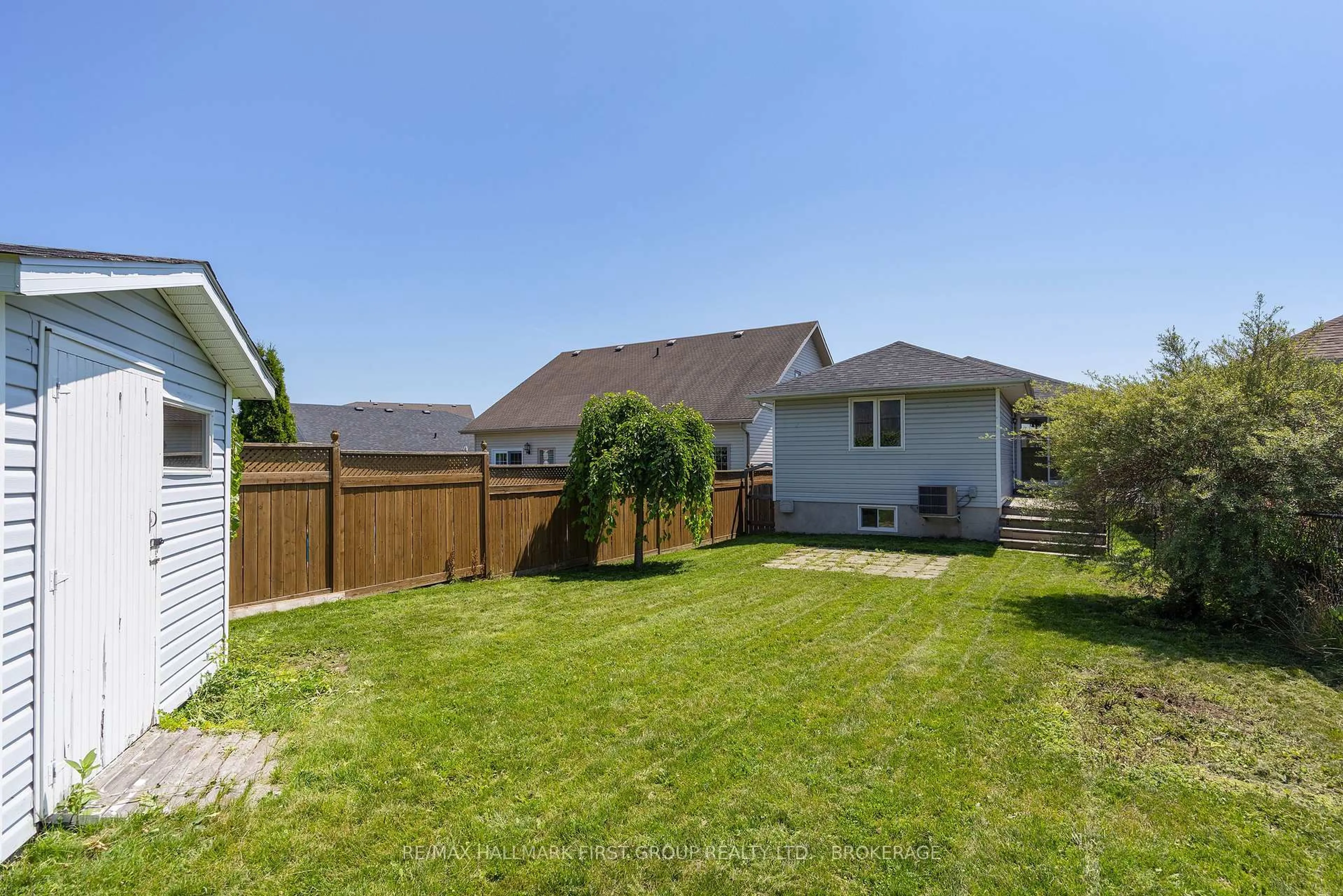 A pic from outside/outdoor area/front of a property/back of a property/a pic from drone, unknown for 759 Tanner Dr, Kingston Ontario K7M 9G7