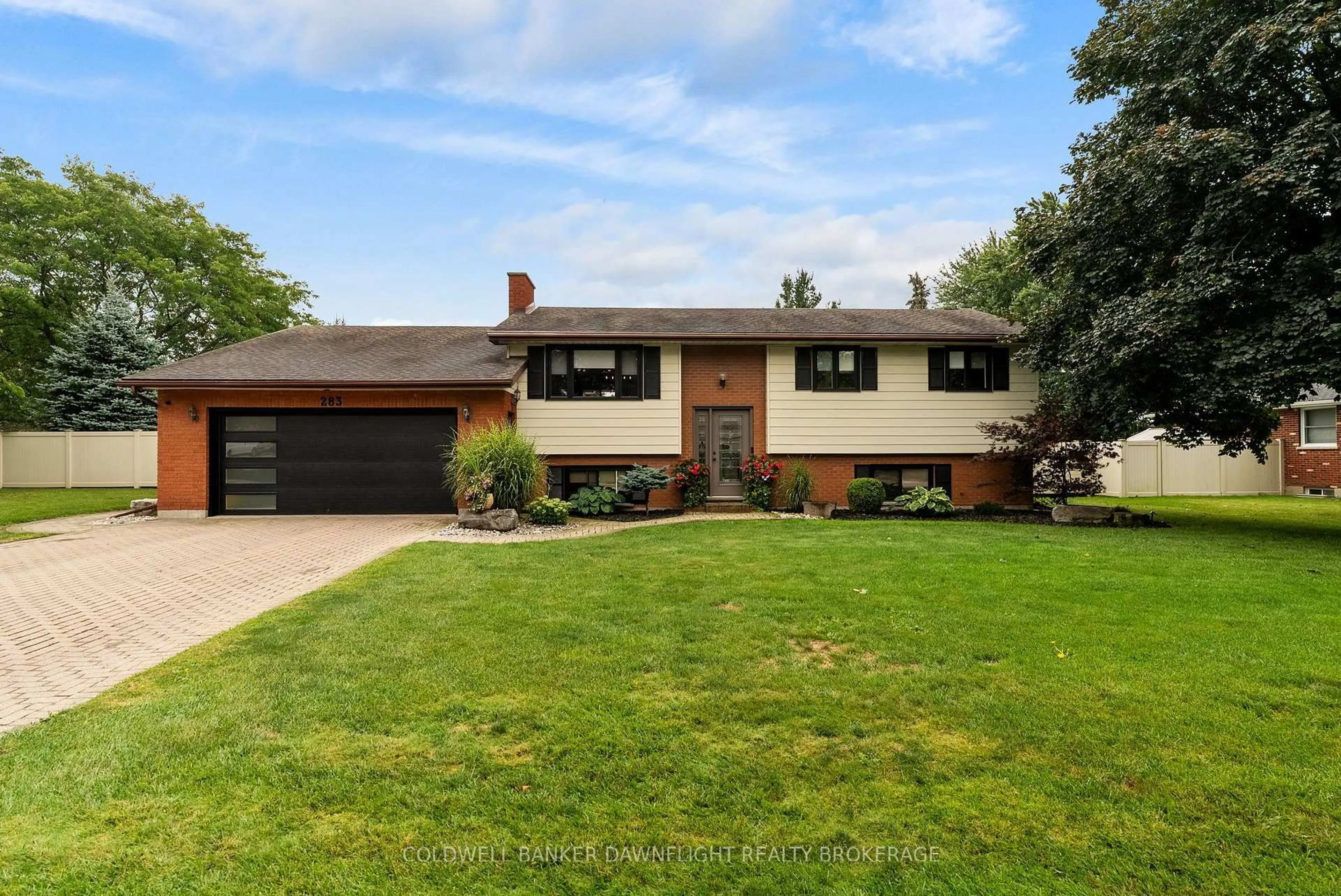 Unknown for 283 Churchill Dr, South Huron Ontario N0M 1S1
