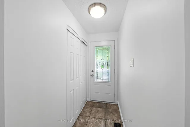 12 Bradgate Dr, Ottawa 5