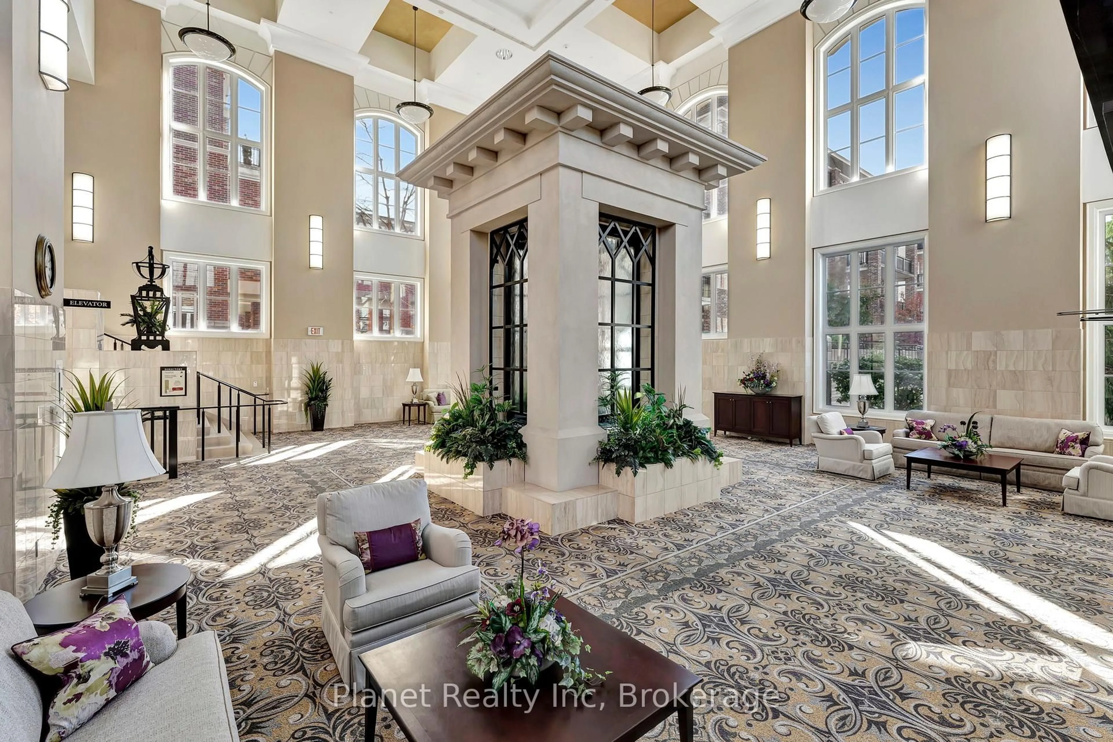 Indoor foyer for 65 BAYBERRY Dr #305, Guelph Ontario N1G 5K8