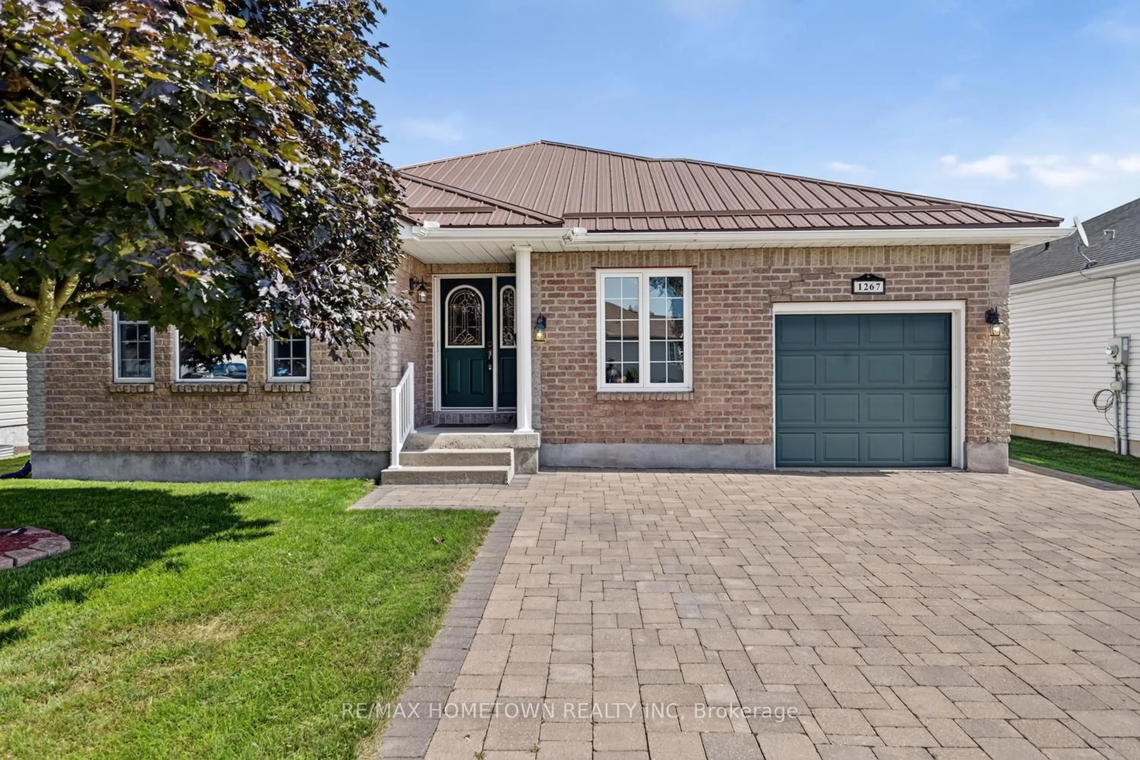 Home with brick exterior material, street for 1267 CUTHBERTSON Ave, Brockville Ontario K6V 7M5
