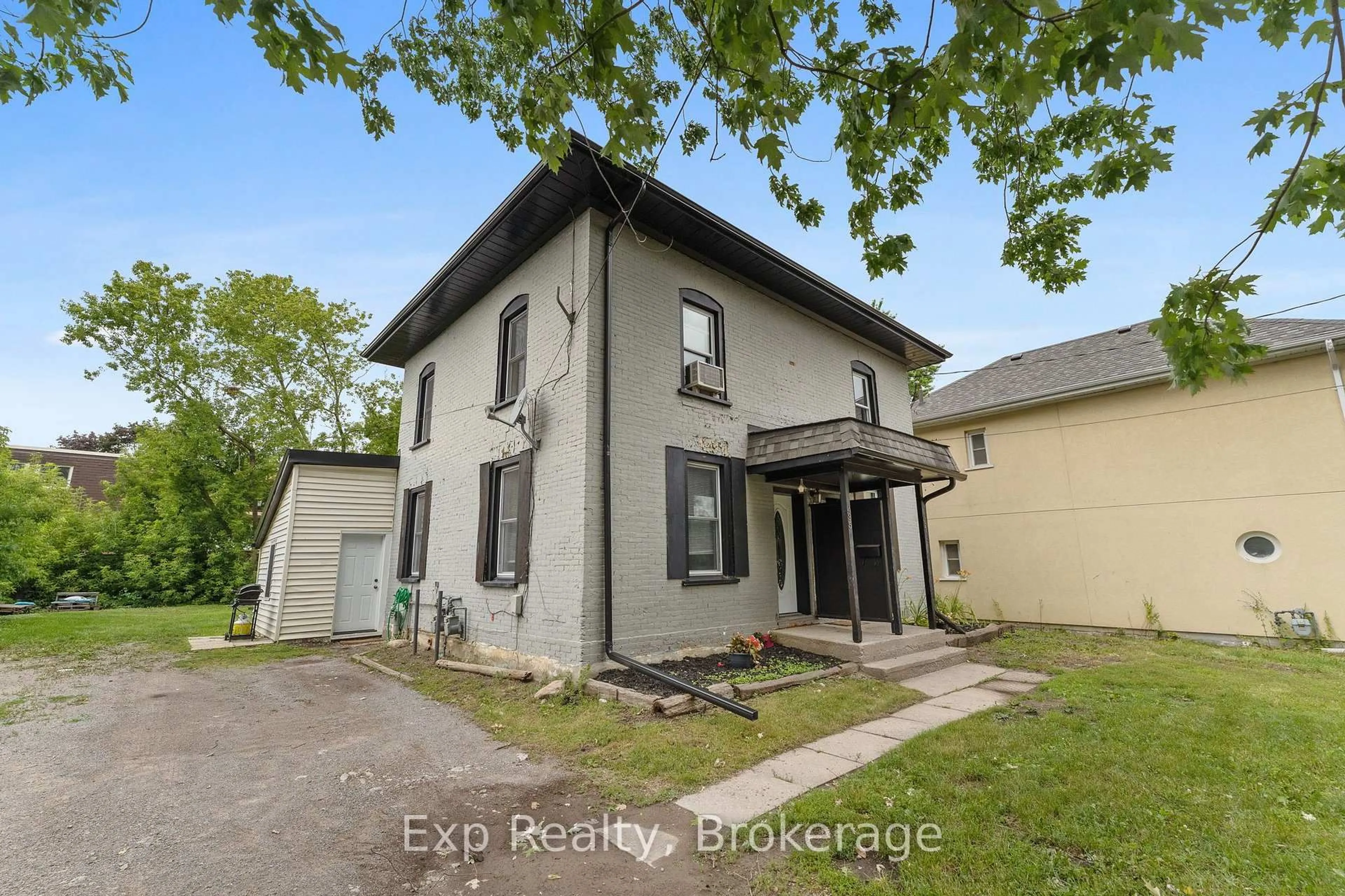 Unknown for 497 Donegal St, Peterborough Ontario K9H 4L9