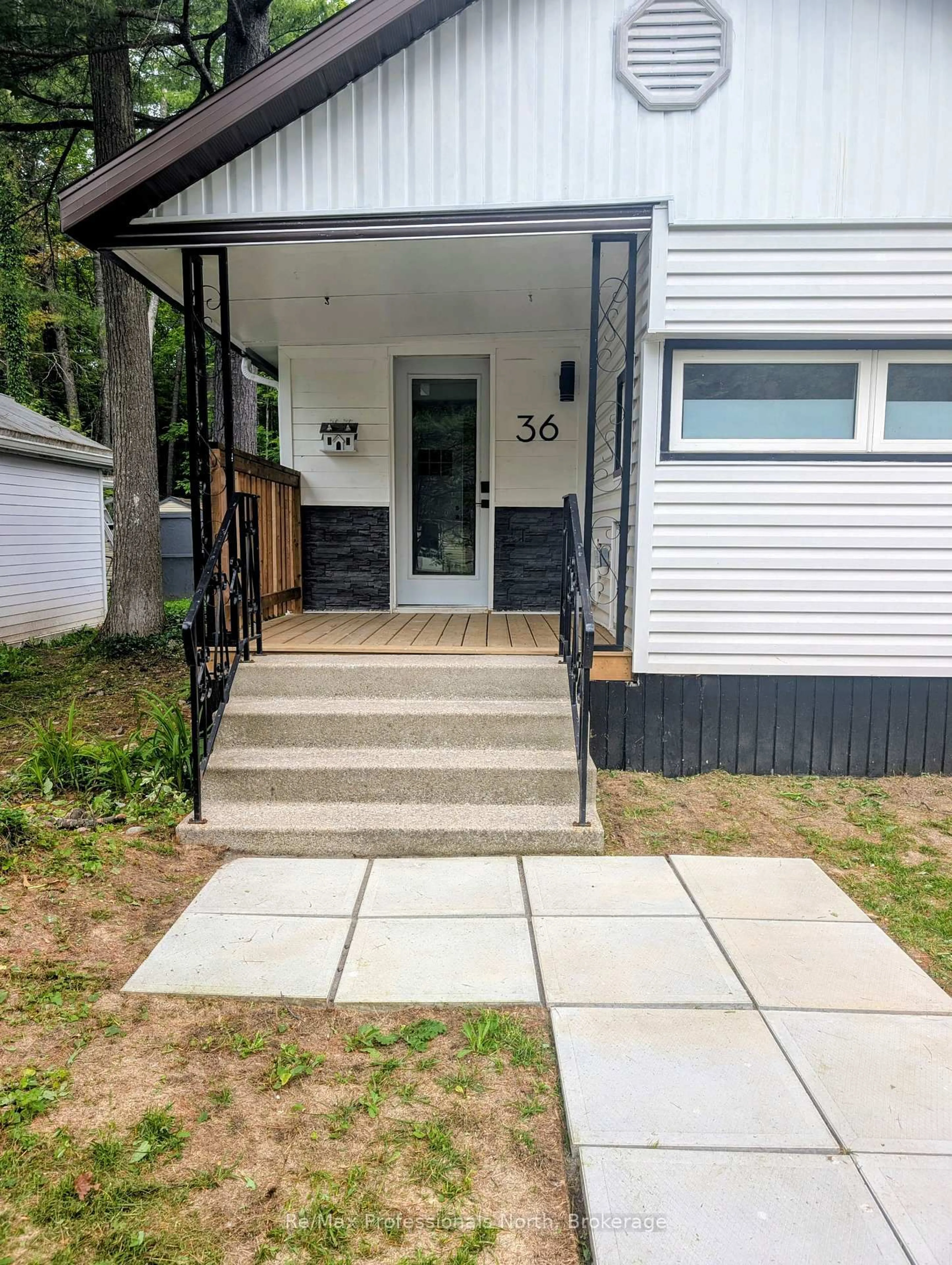 Unknown for 1007 Racoon Rd #36, Gravenhurst Ontario P1P 0C2