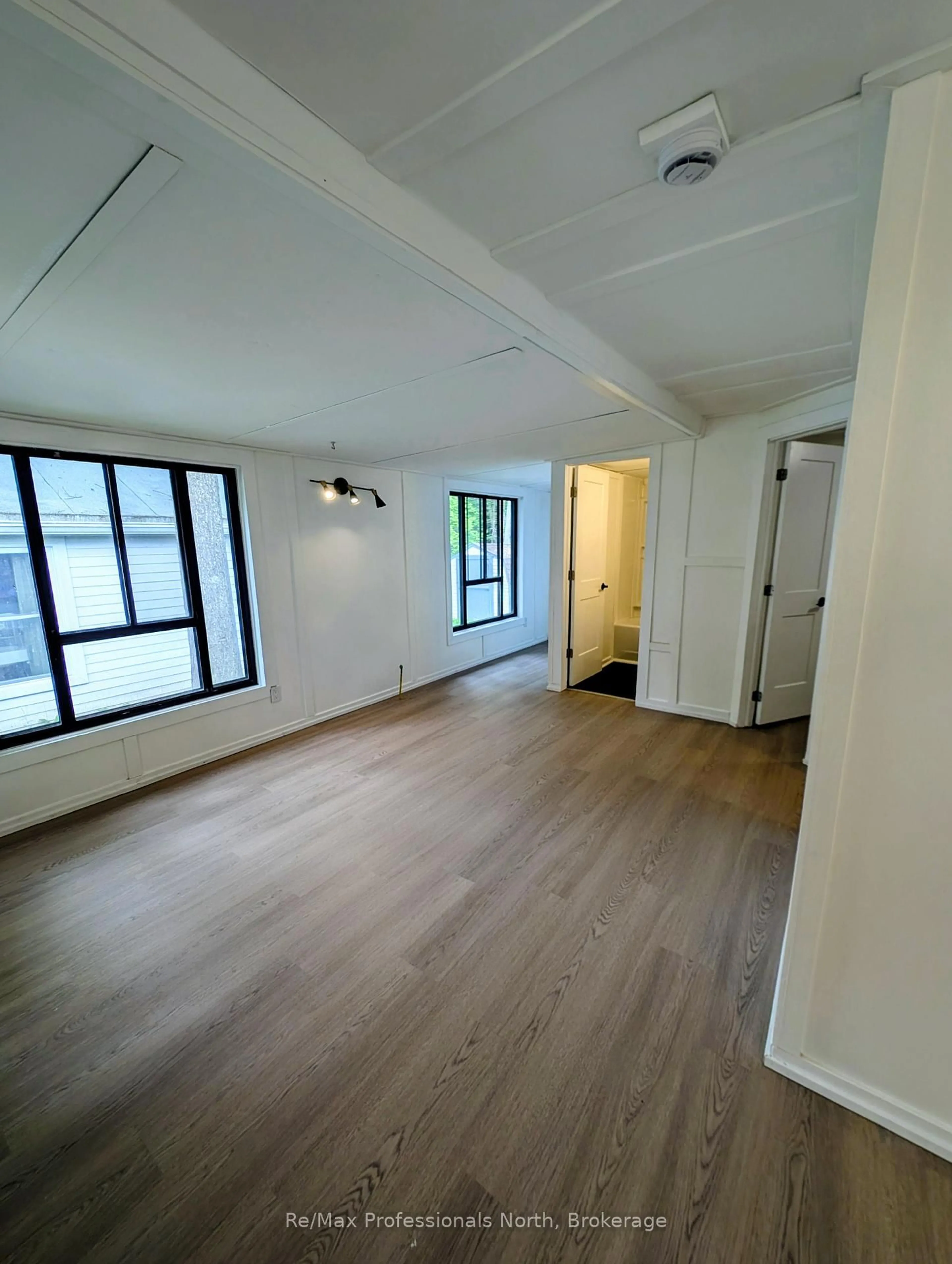 A pic of a room for 1007 Racoon Rd #36, Gravenhurst Ontario P1P 0C2
