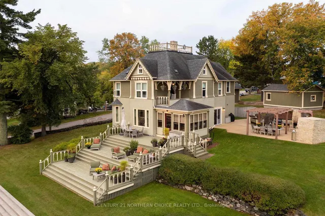 108 Ottawa St, Kenora 2