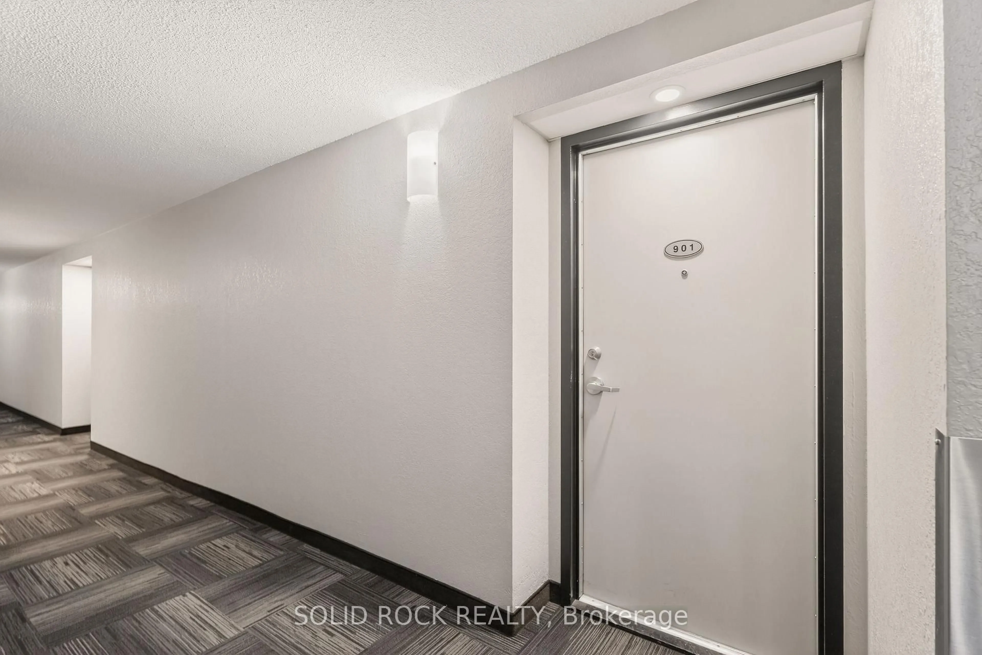 Unknown for 1440 Heron Rd #901, Ottawa Ontario K1V 0X2
