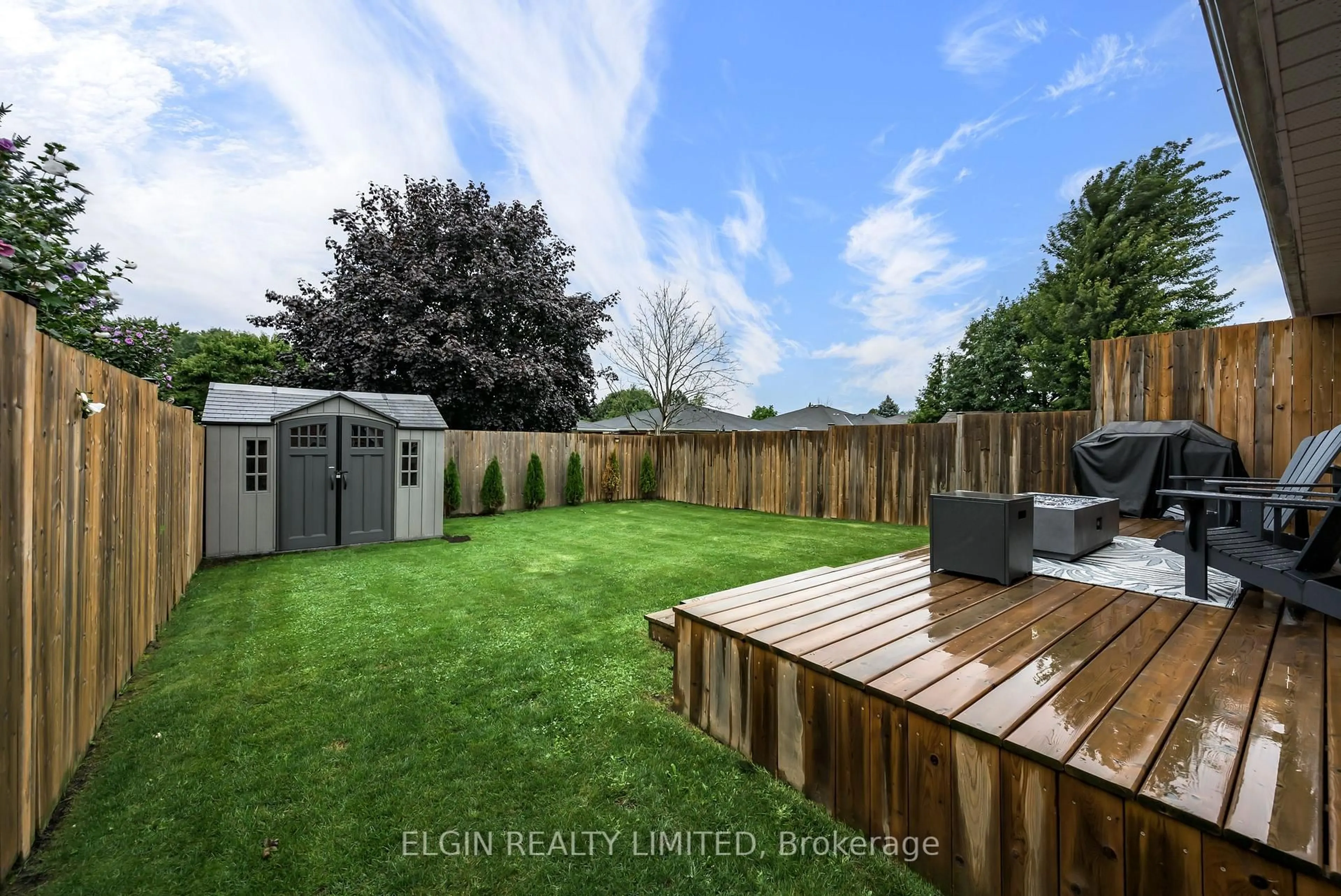 Unknown for 69 Carrie Cres, St. Thomas Ontario N5R 6C2
