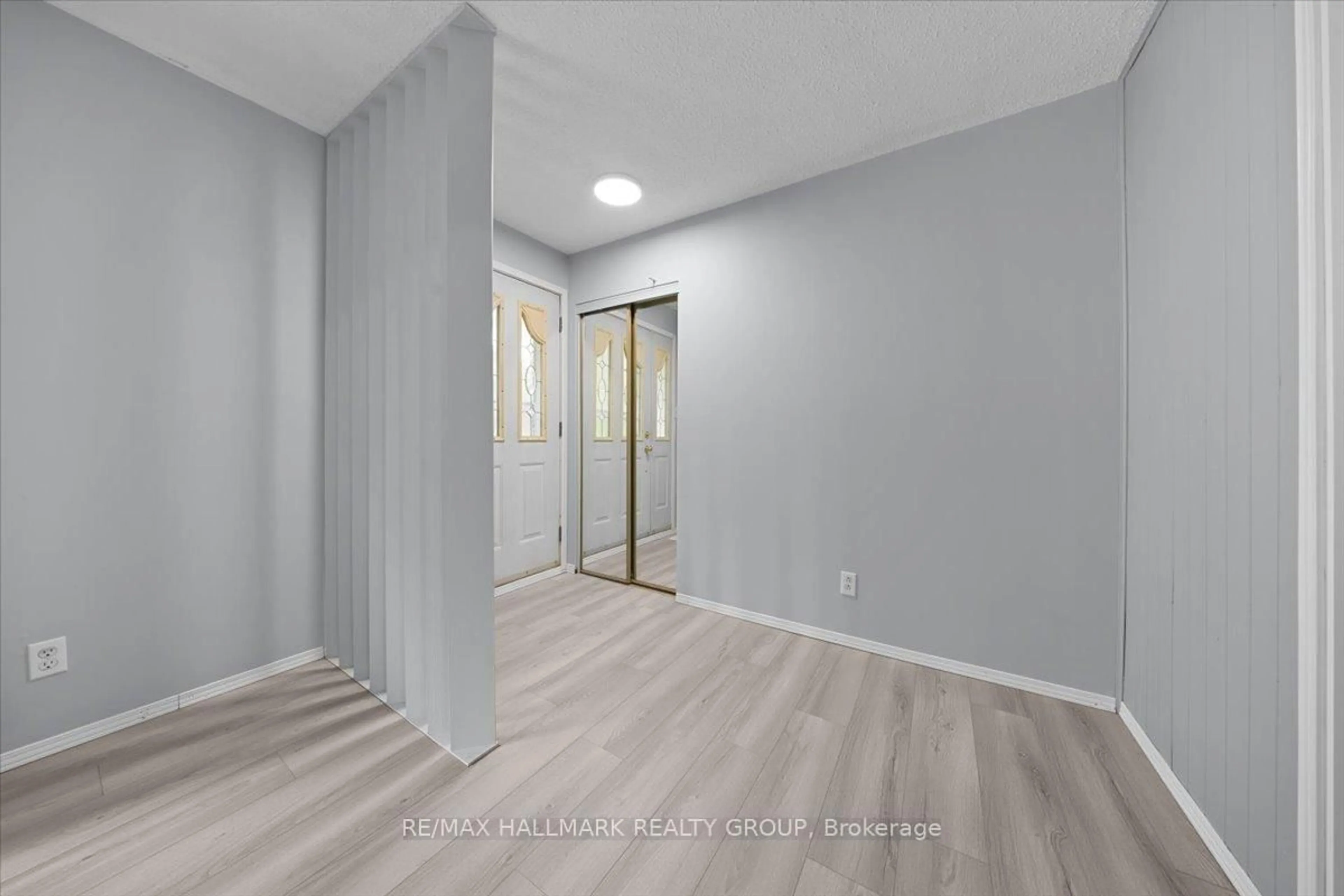 A pic of a room for 5881 Piperville Rd, Carlsbad Springs Ontario K0A 1K0