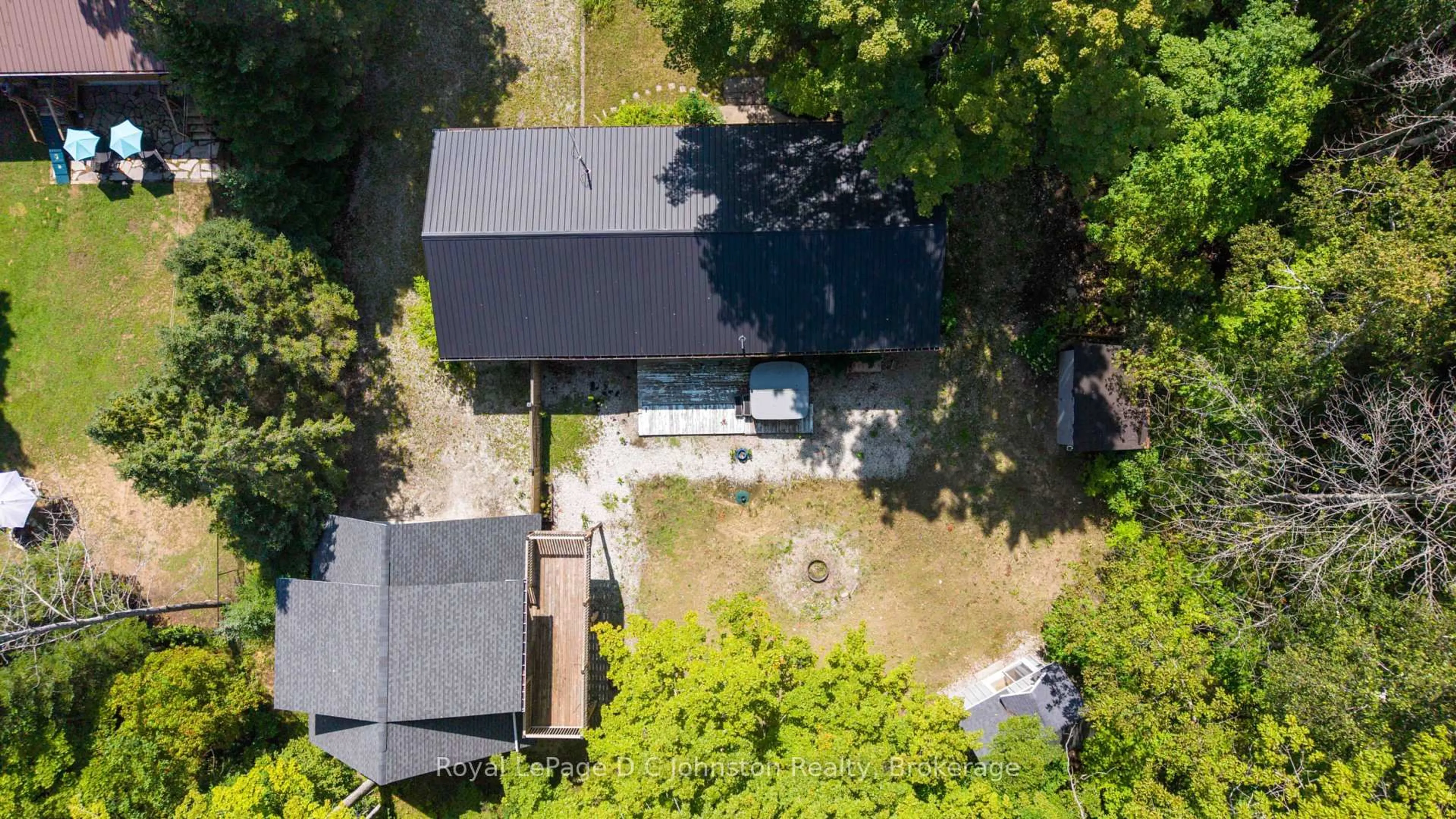 A pic from outside/outdoor area/front of a property/back of a property/a pic from drone, street for 25 Avele Rd, South Bruce Peninsula Ontario N0H 2T0
