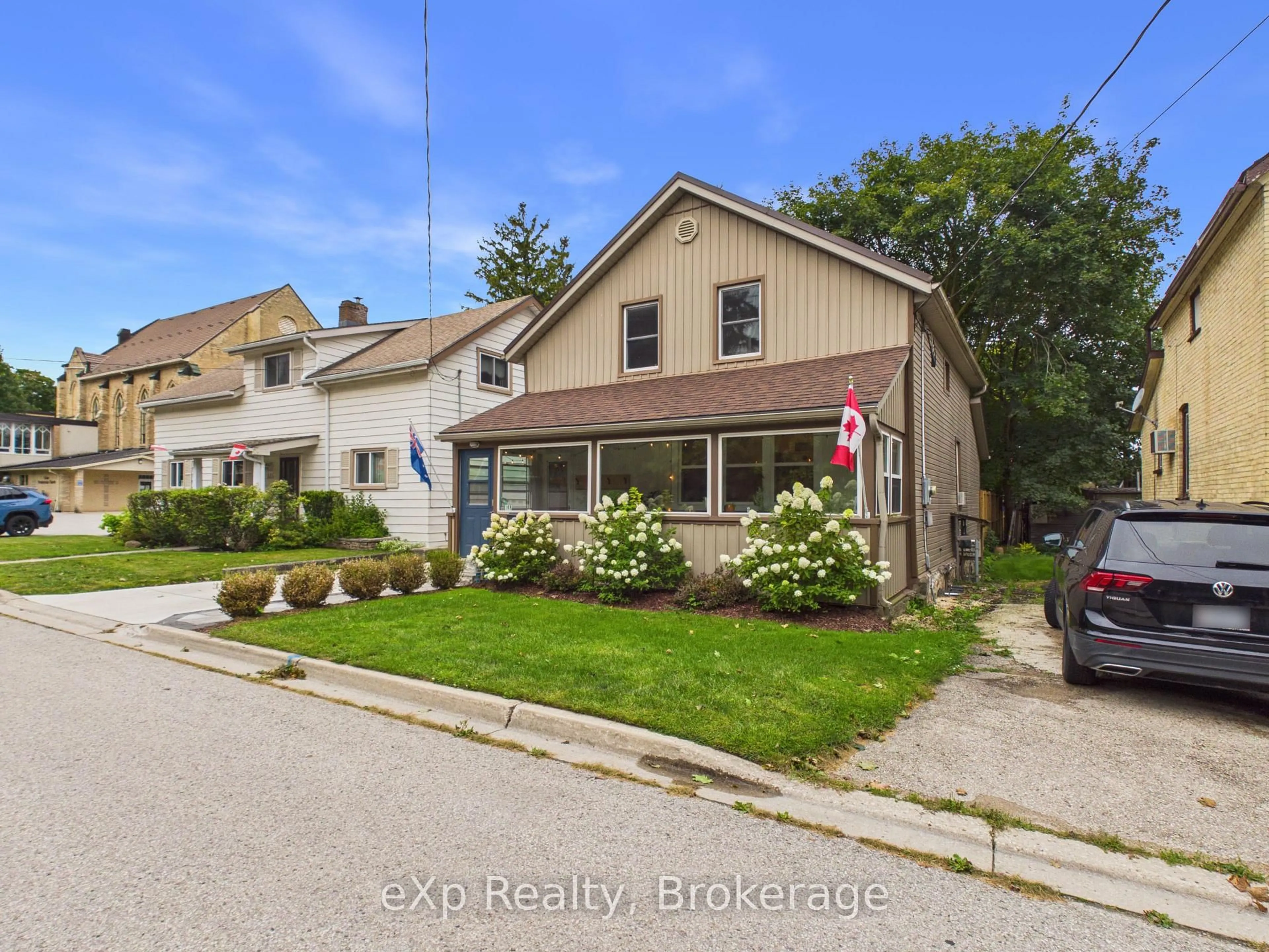 A pic from outside/outdoor area/front of a property/back of a property/a pic from drone, street for 109 Colborne St, Brockton Ontario N0G 2V0