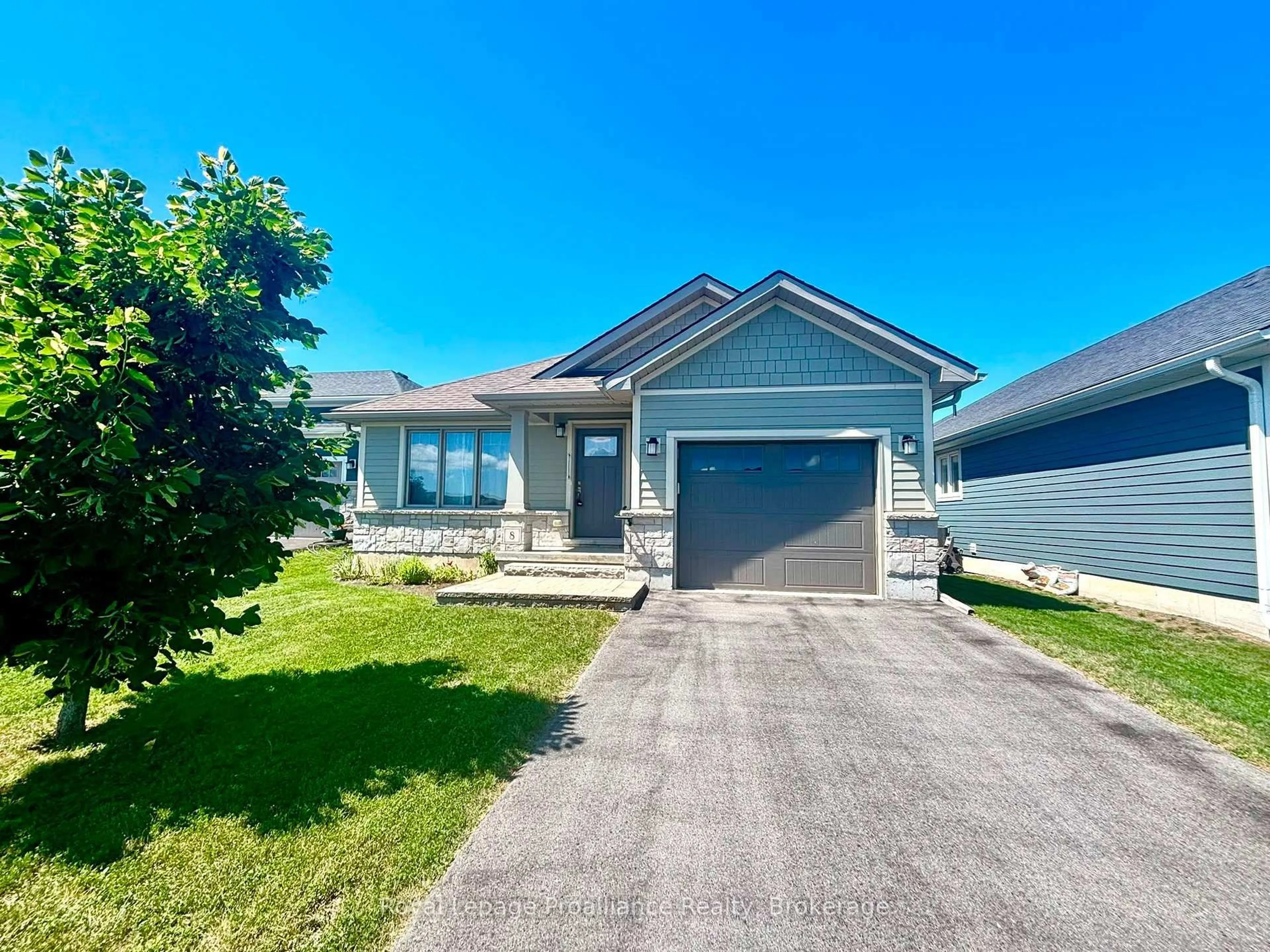 Unknown for 8 Tessa Blvd, Belleville Ontario K8N 4Z5