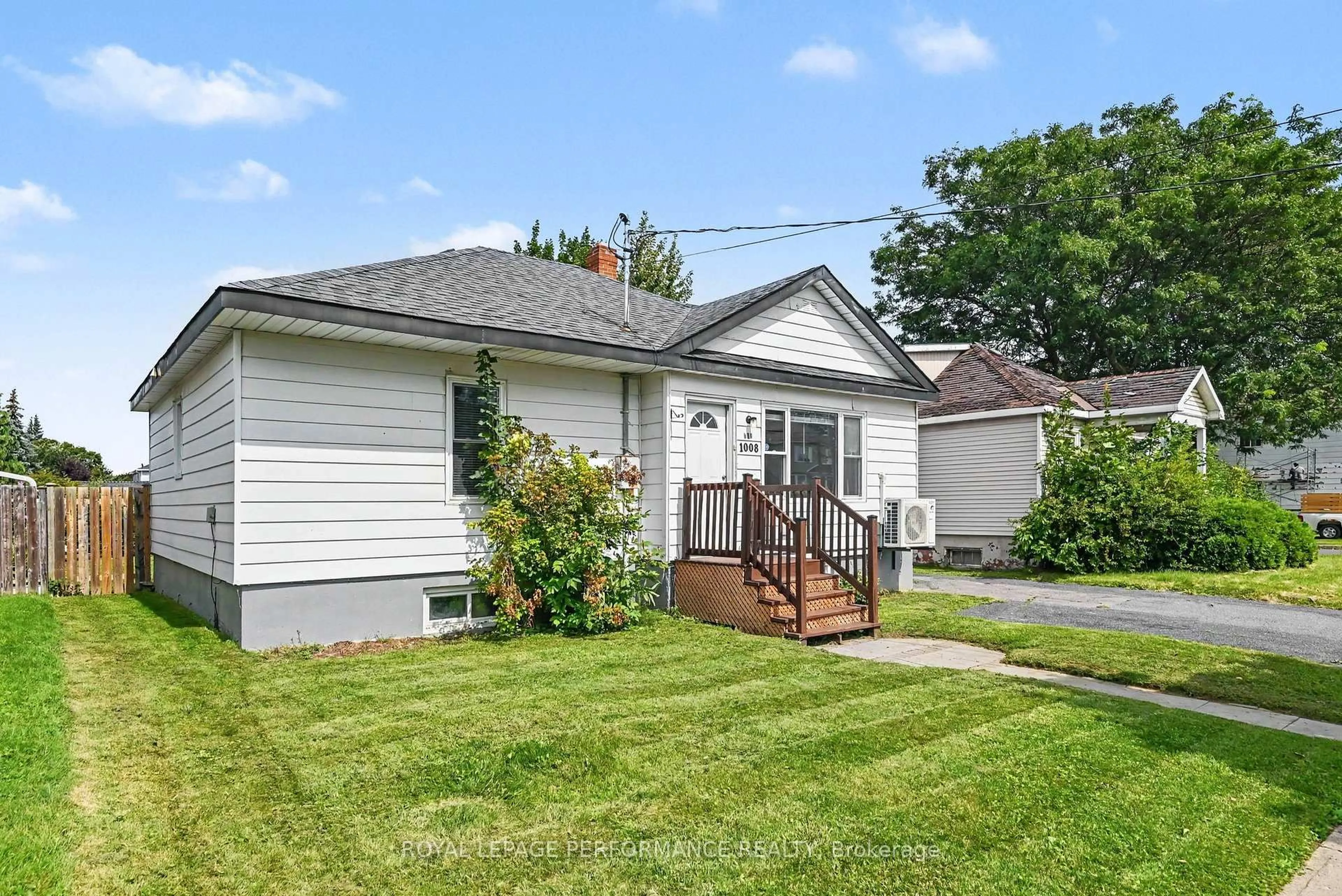 Unknown for 1008 Second St, Cornwall Ontario K6H 2A9