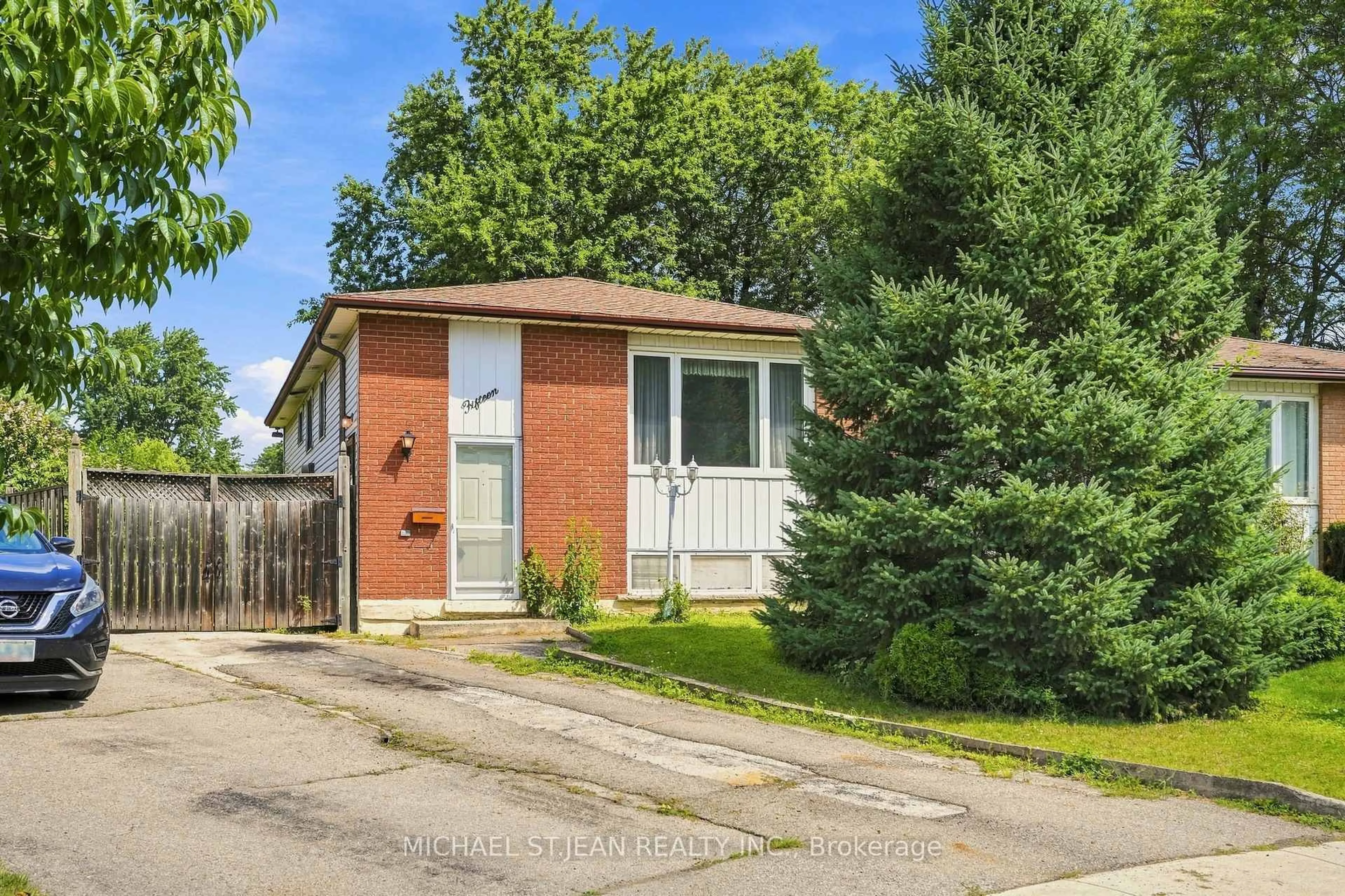 Unknown for 15 Duncairn Crt, Hamilton Ontario L9C 6G2