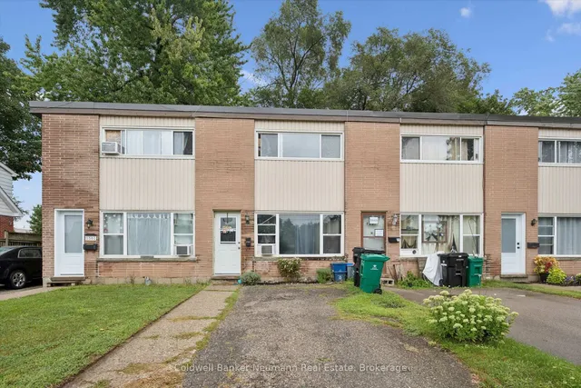 1561-1567 Queenston Rd, Cambridge 3