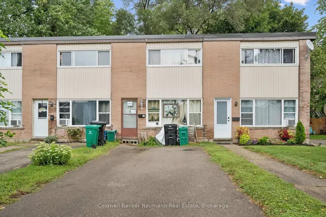 1561-1567 Queenston Rd, Cambridge 4