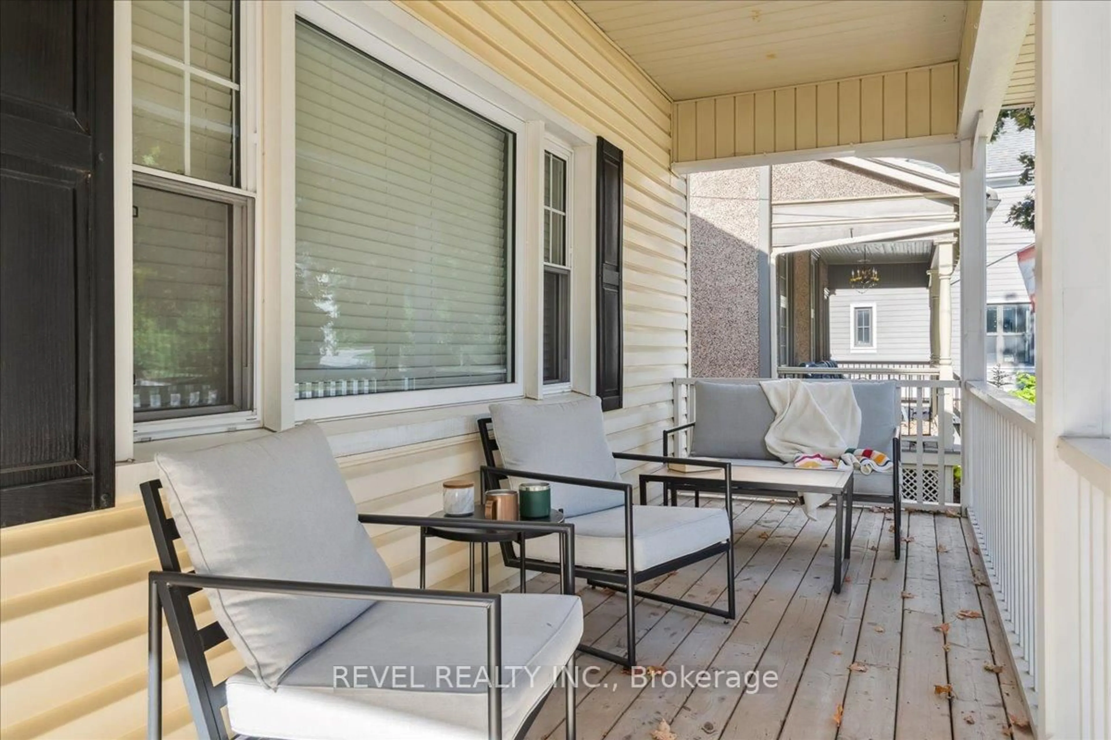 Patio, street for 47 Mill St, Hamilton Ontario L0R 2H0