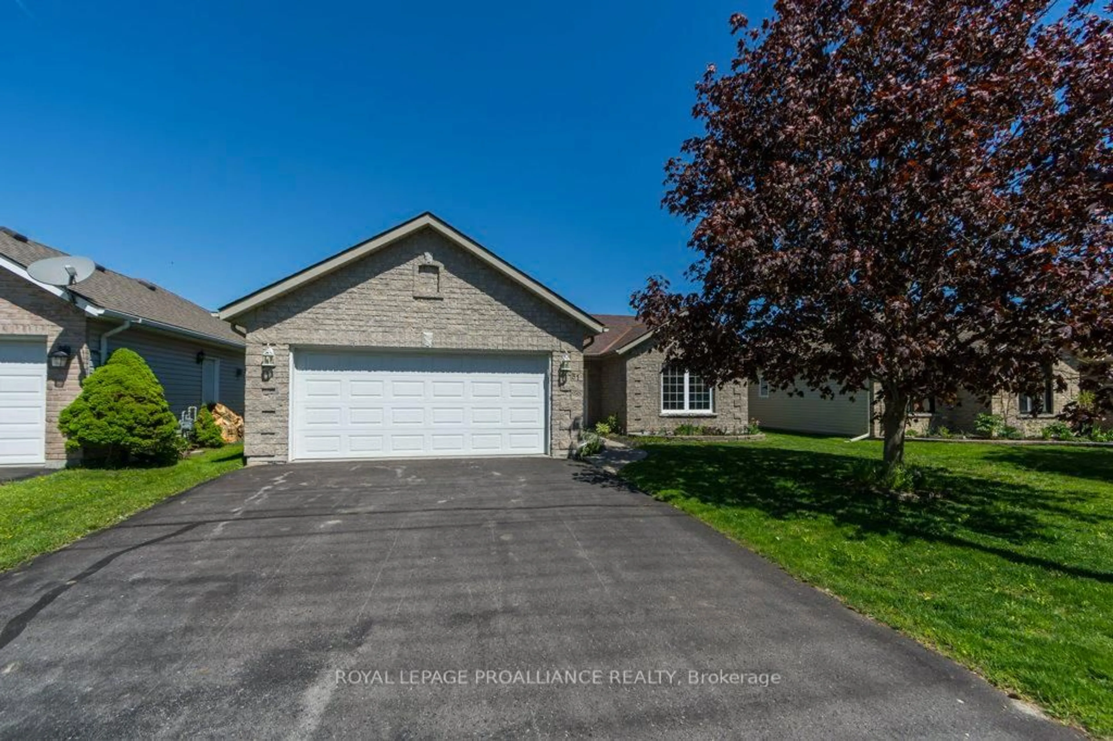 A pic from outside/outdoor area/front of a property/back of a property/a pic from drone, street for 51 Applewood Dr, Brighton Ontario K0K 1H0