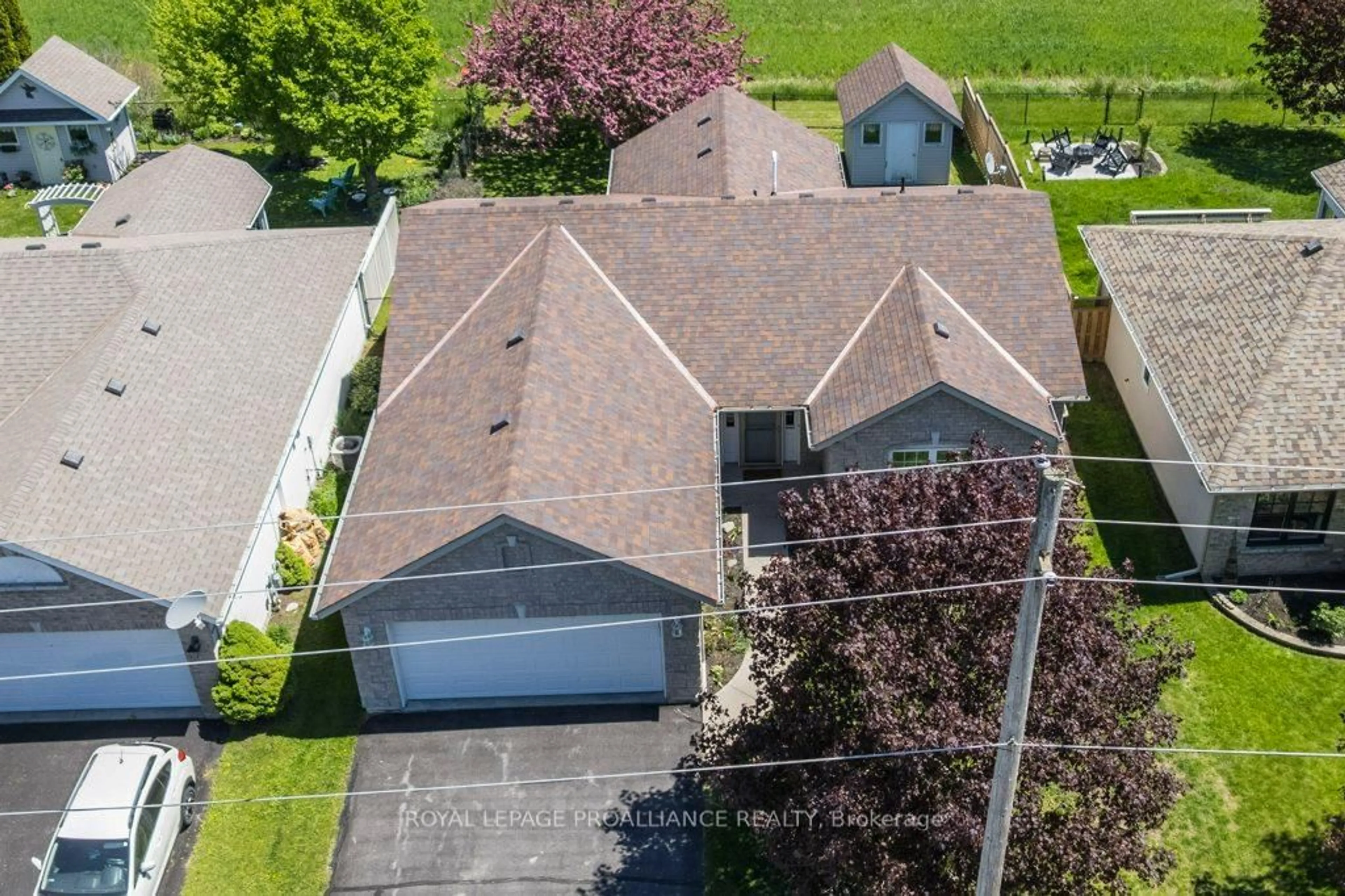 A pic from outside/outdoor area/front of a property/back of a property/a pic from drone, street for 51 Applewood Dr, Brighton Ontario K0K 1H0