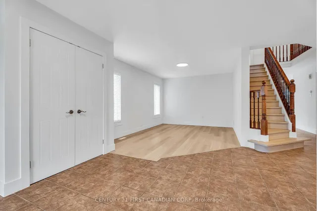 799 Oakcrossing Rd, London North 3