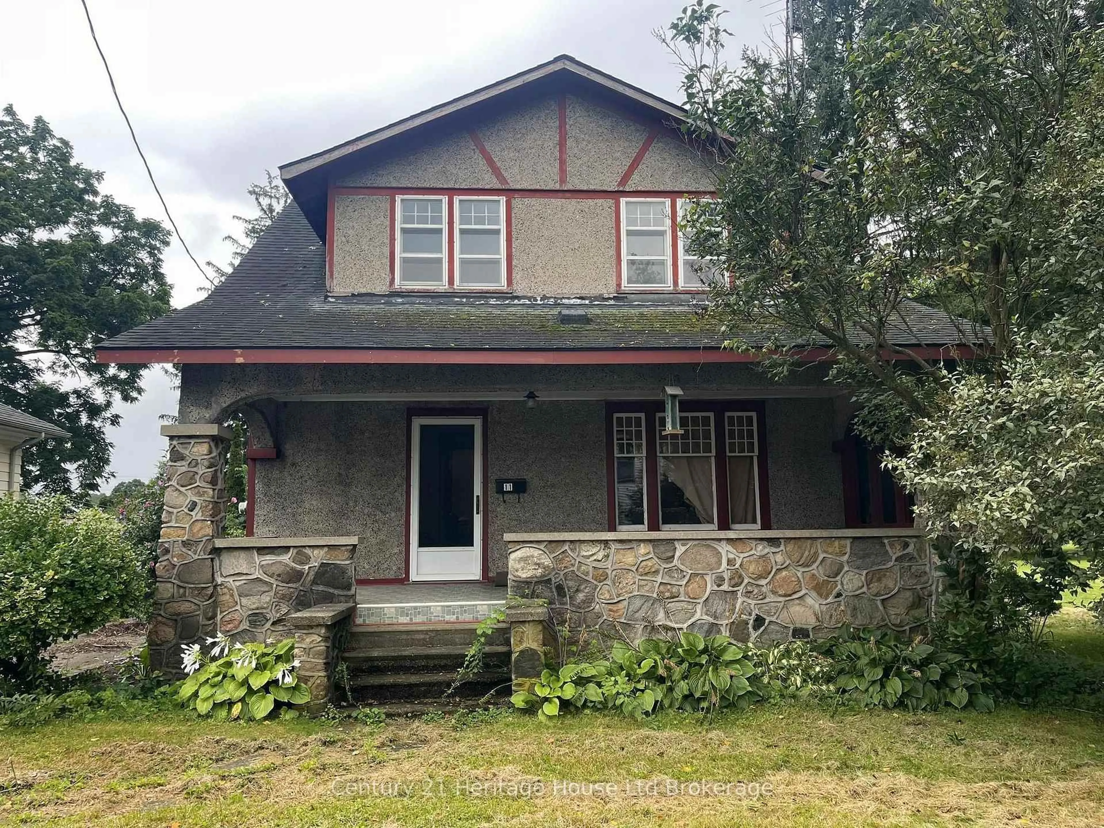 Unknown for 11 Adams St, Norfolk Ontario N0J 1E0