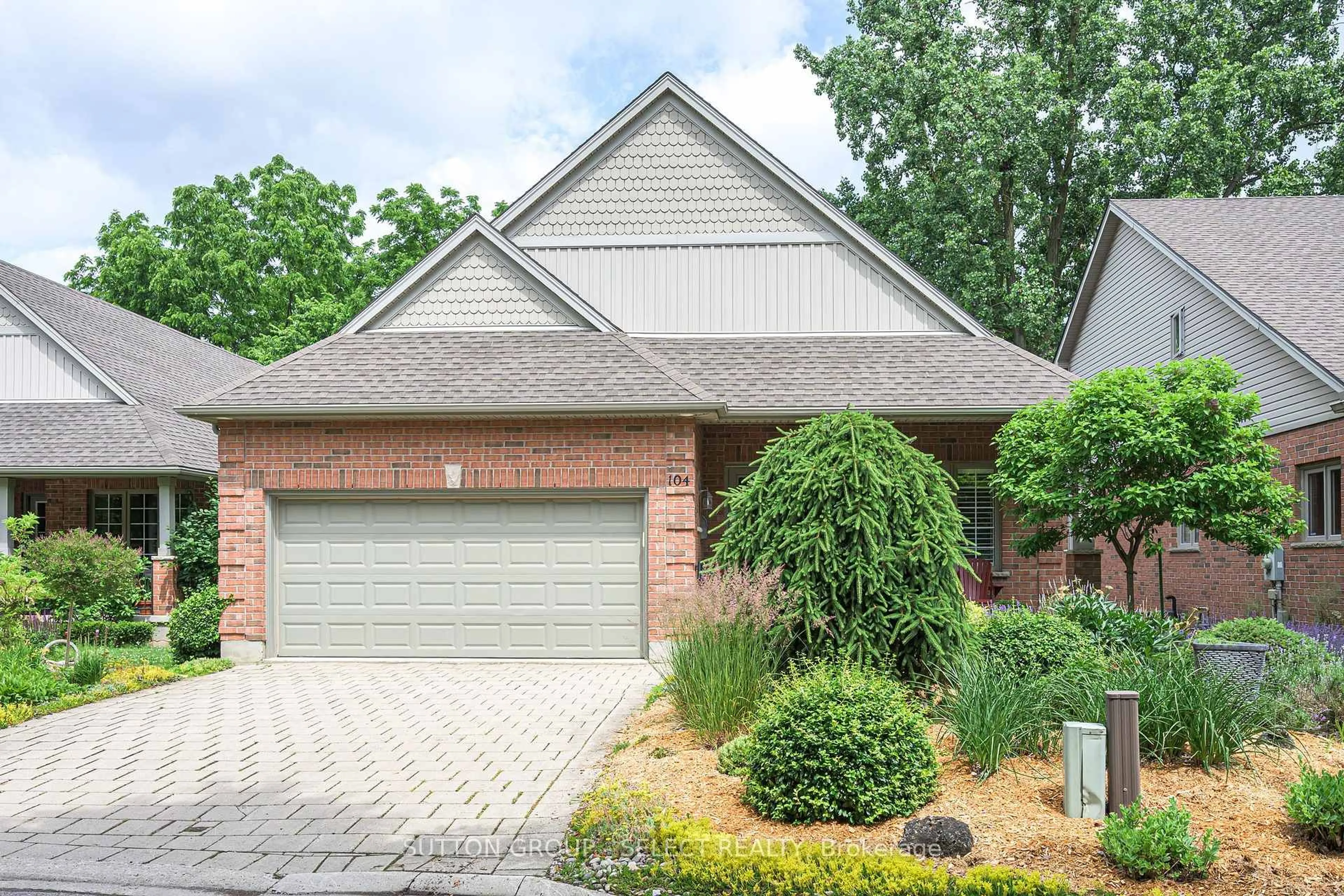 Home with brick exterior material, street for 25 Becher St #104, London South Ontario N6C 1A4
