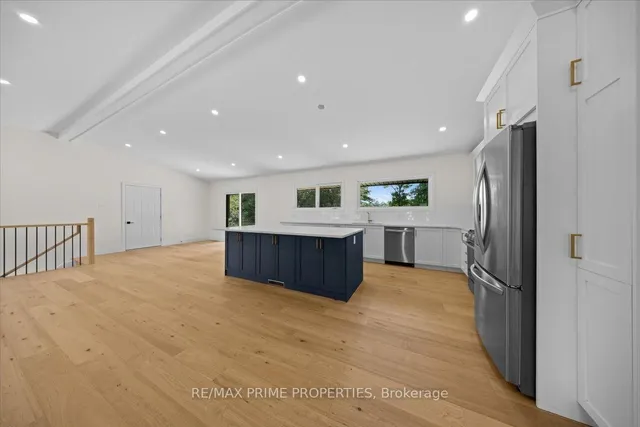 6499 Bunker Rd, Manotick 3