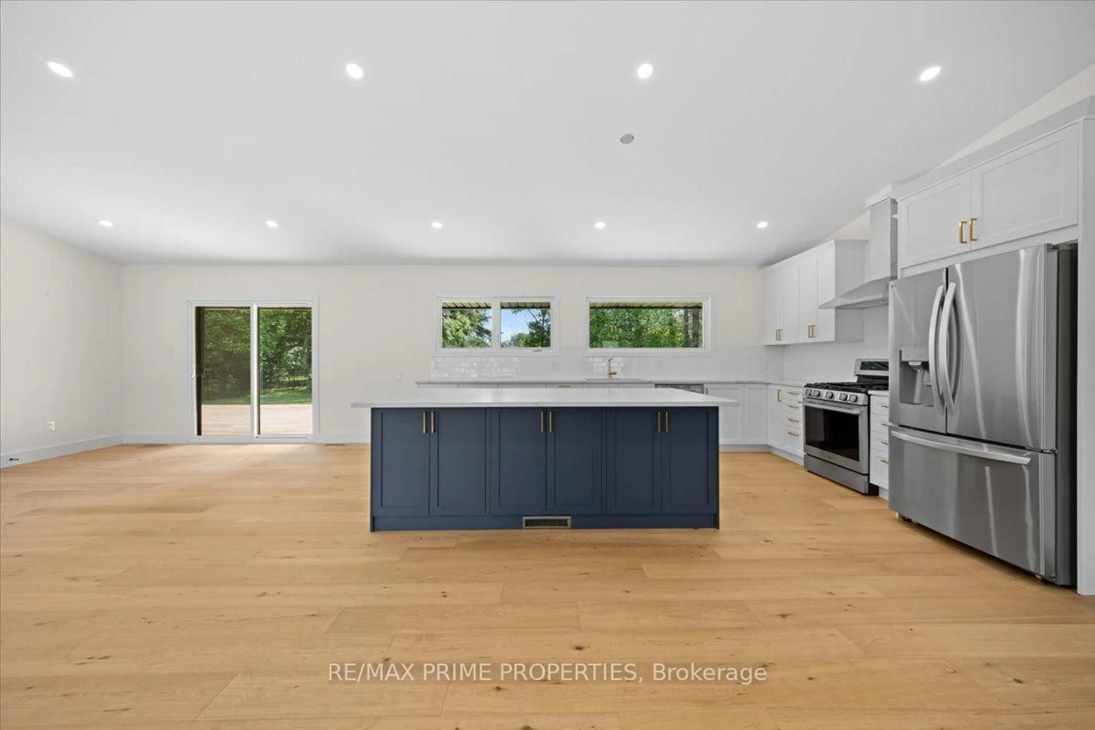 Open concept kitchen, unknown for 6499 Bunker Rd, Manotick Ontario K4M 1B3