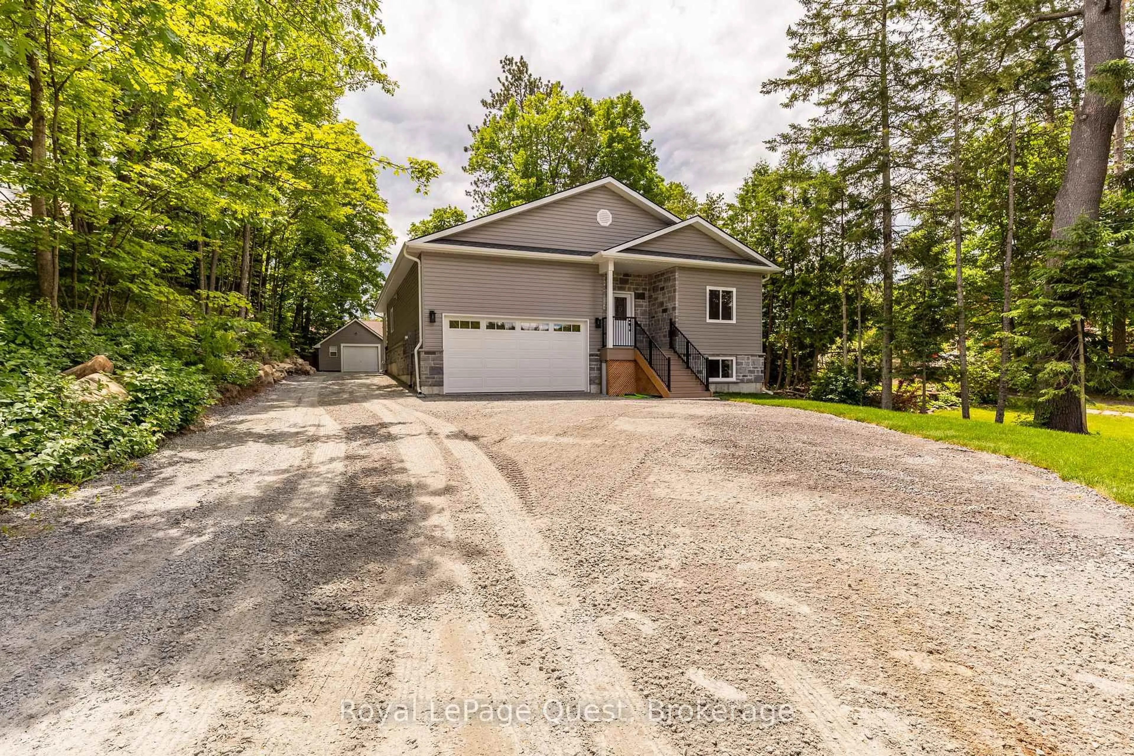 Unknown for 57 West Rd, Huntsville Ontario P1H 1L4