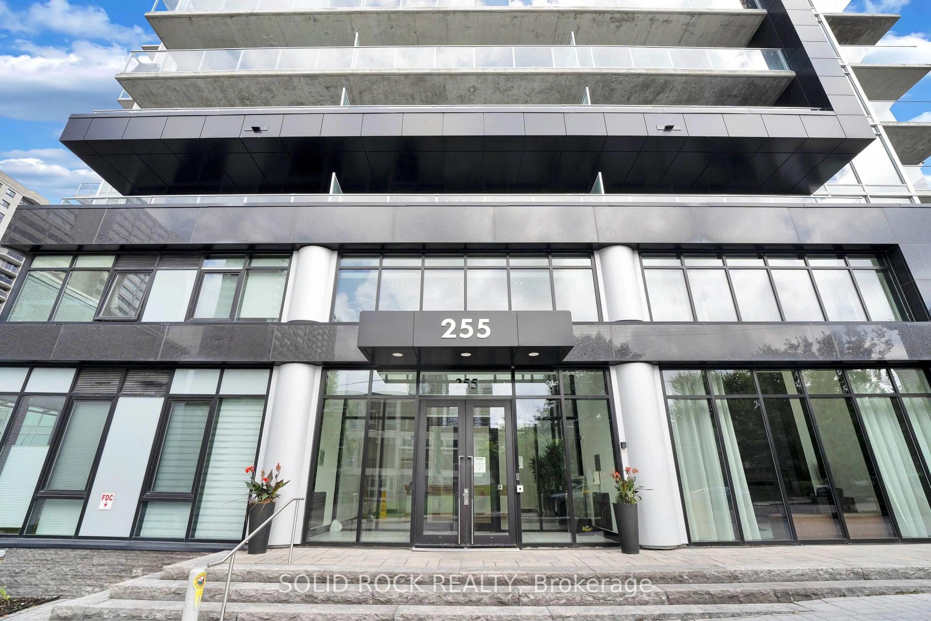 Indoor foyer for 255 Bay St #309, Ottawa Ontario K1R 0C5