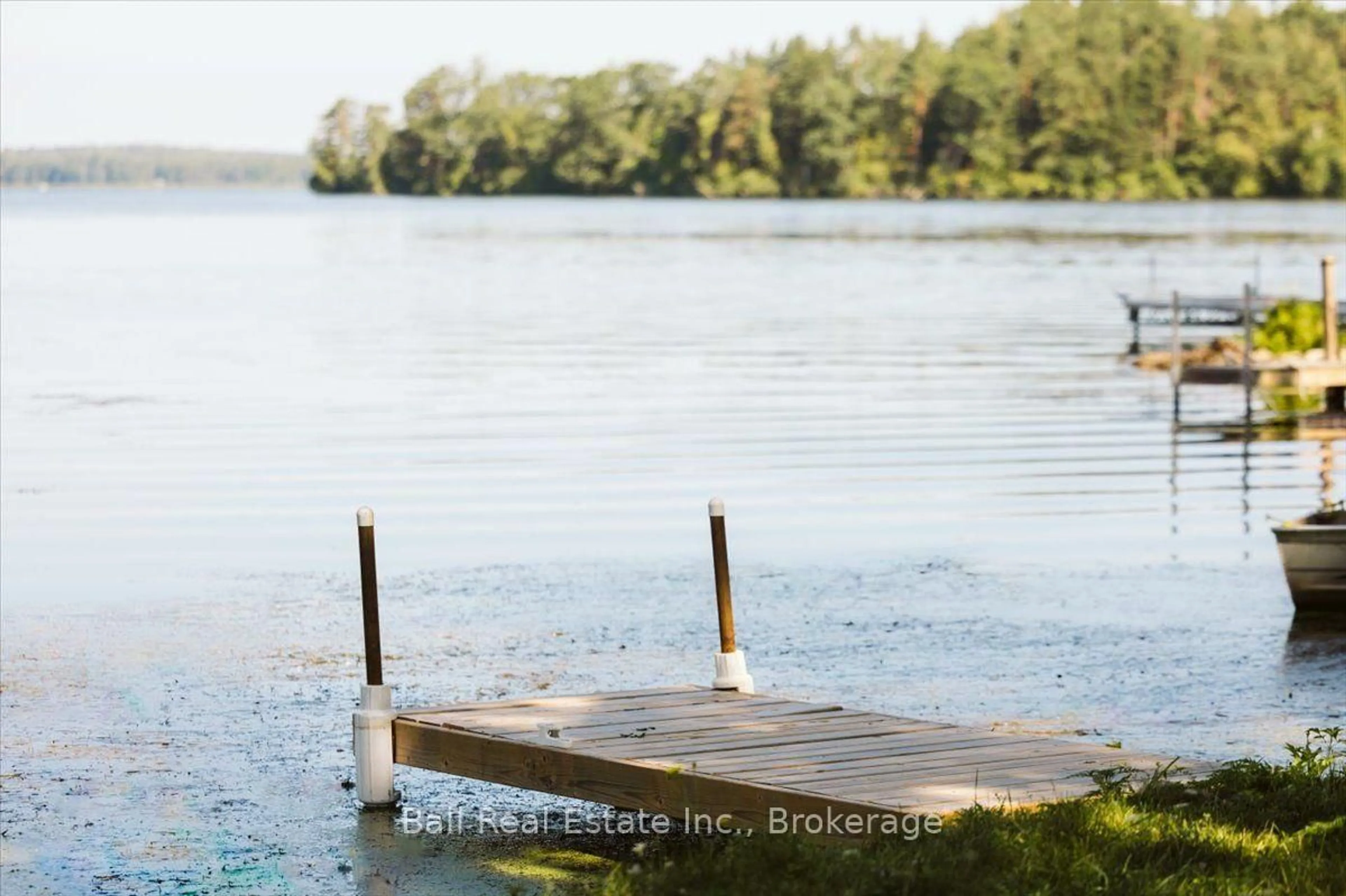 Patio, water/lake/river/ocean view for 78 Lakeshore Blvd, Selwyn Ontario K0L 1T0