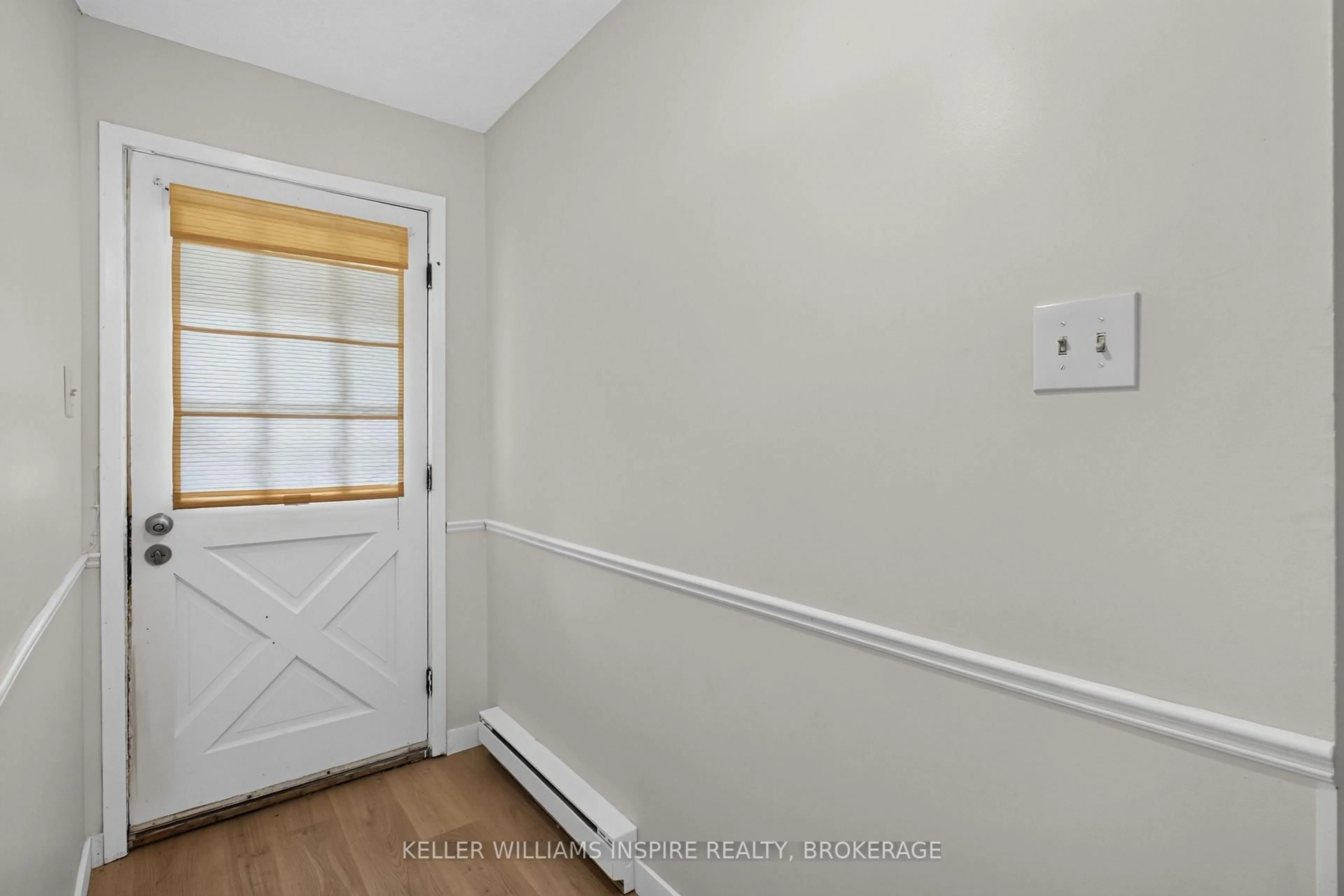 Indoor entryway for 776 Grouse Cres, Kingston Ontario K7P 1A2