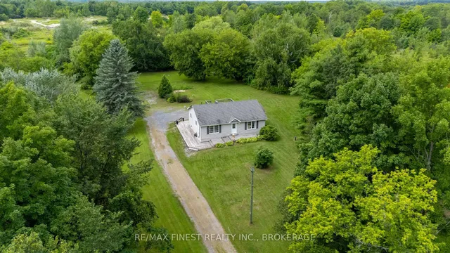 695 Westport Rd, Godfrey