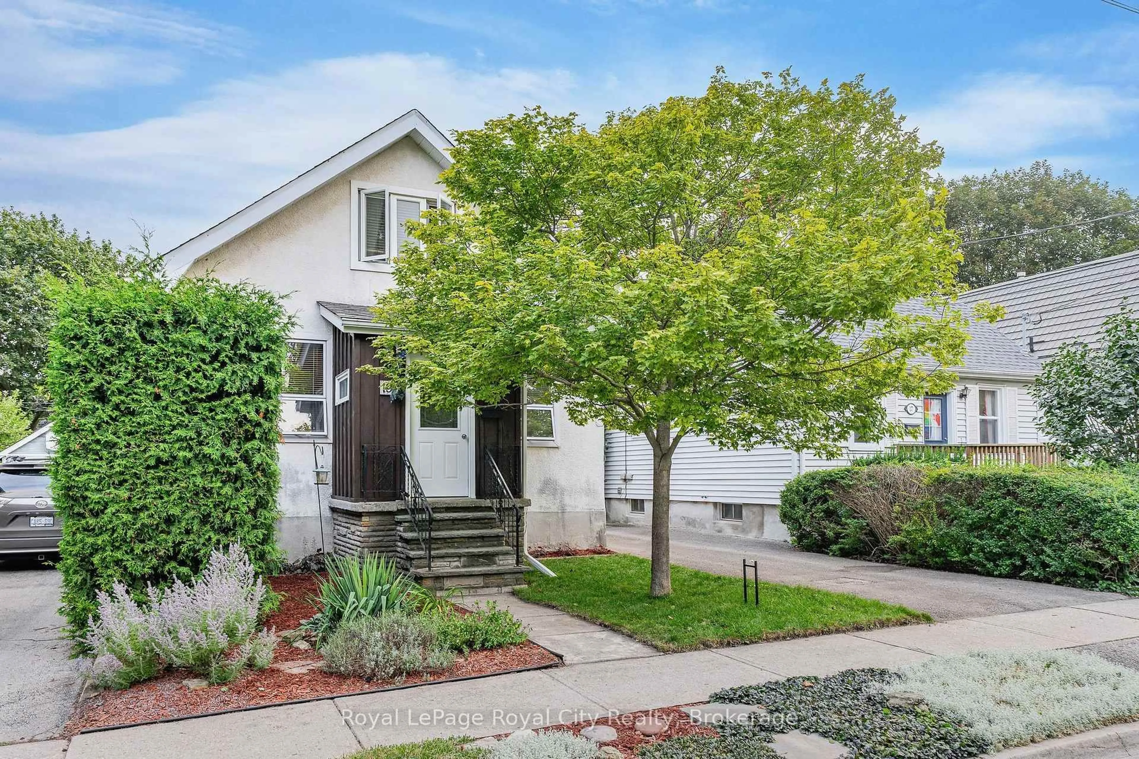 Unknown for 19 Walter St, Guelph Ontario N1E 5N9