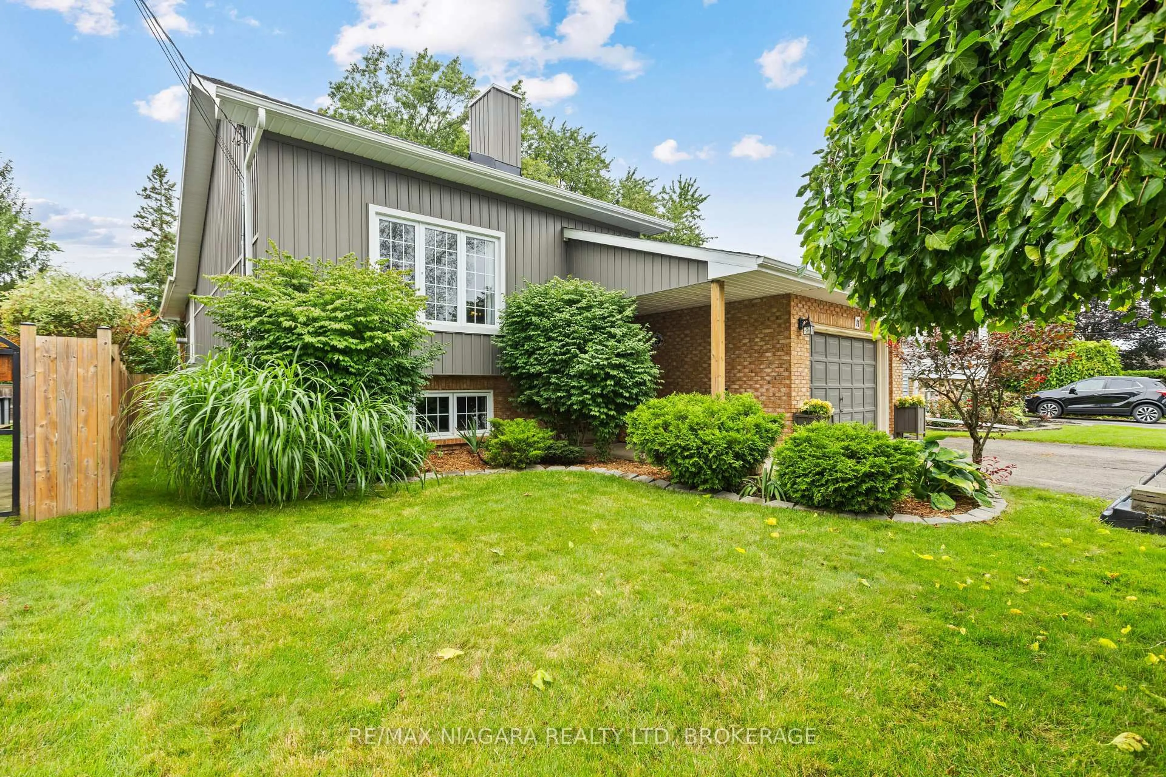 Unknown for 11 Northaven Rd, Welland Ontario L3C 1W9