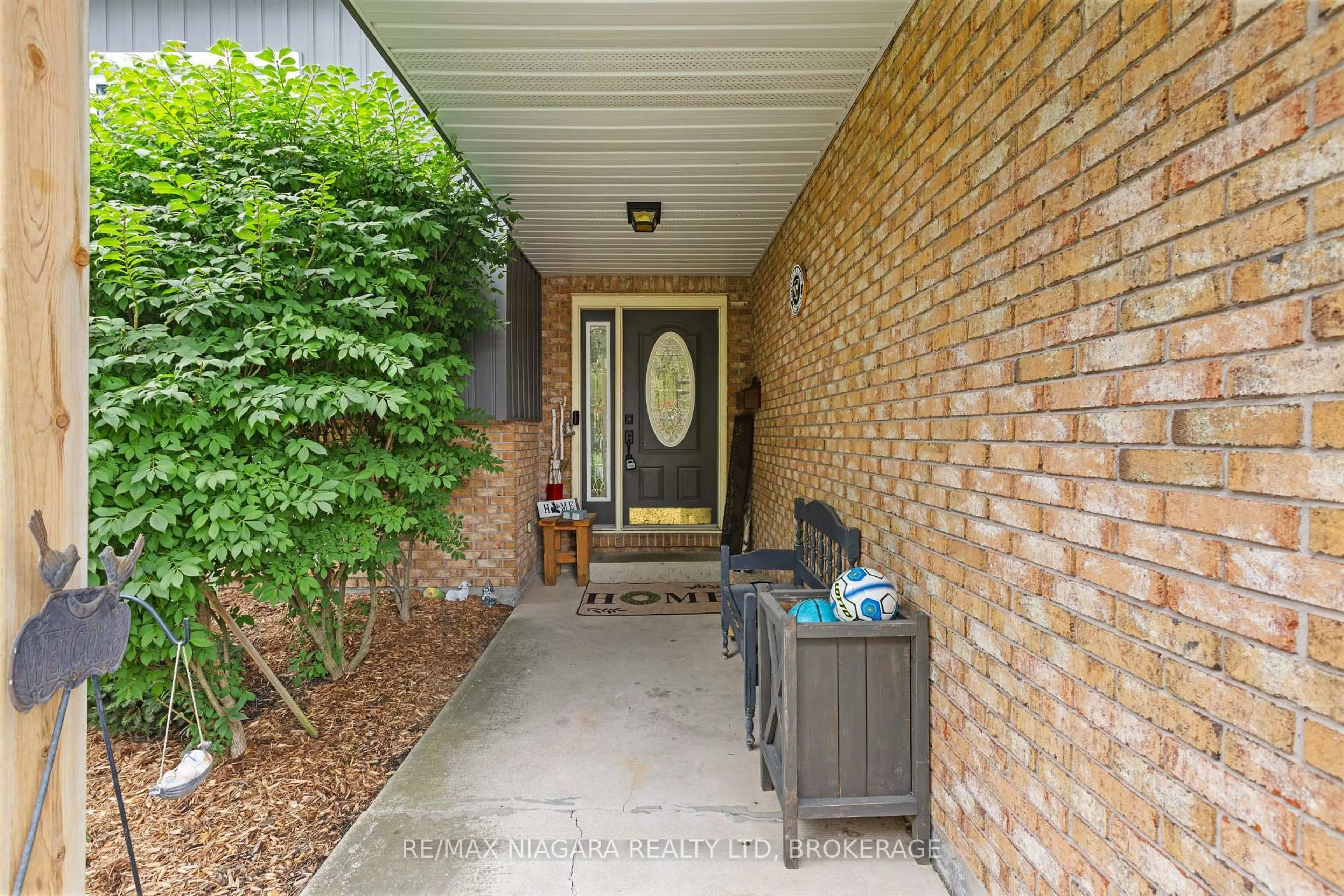Unknown for 11 Northaven Rd, Welland Ontario L3C 1W9