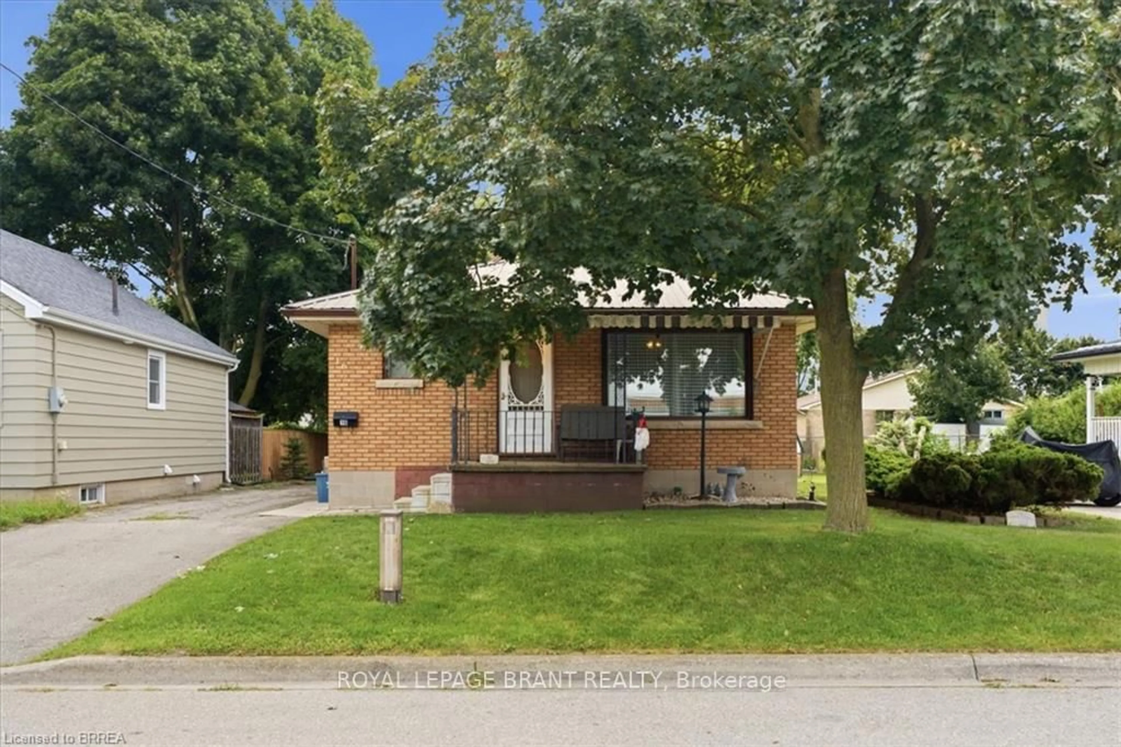 Home with brick exterior material, street for 16 Mintern Ave, Brantford Ontario N3S 1K6