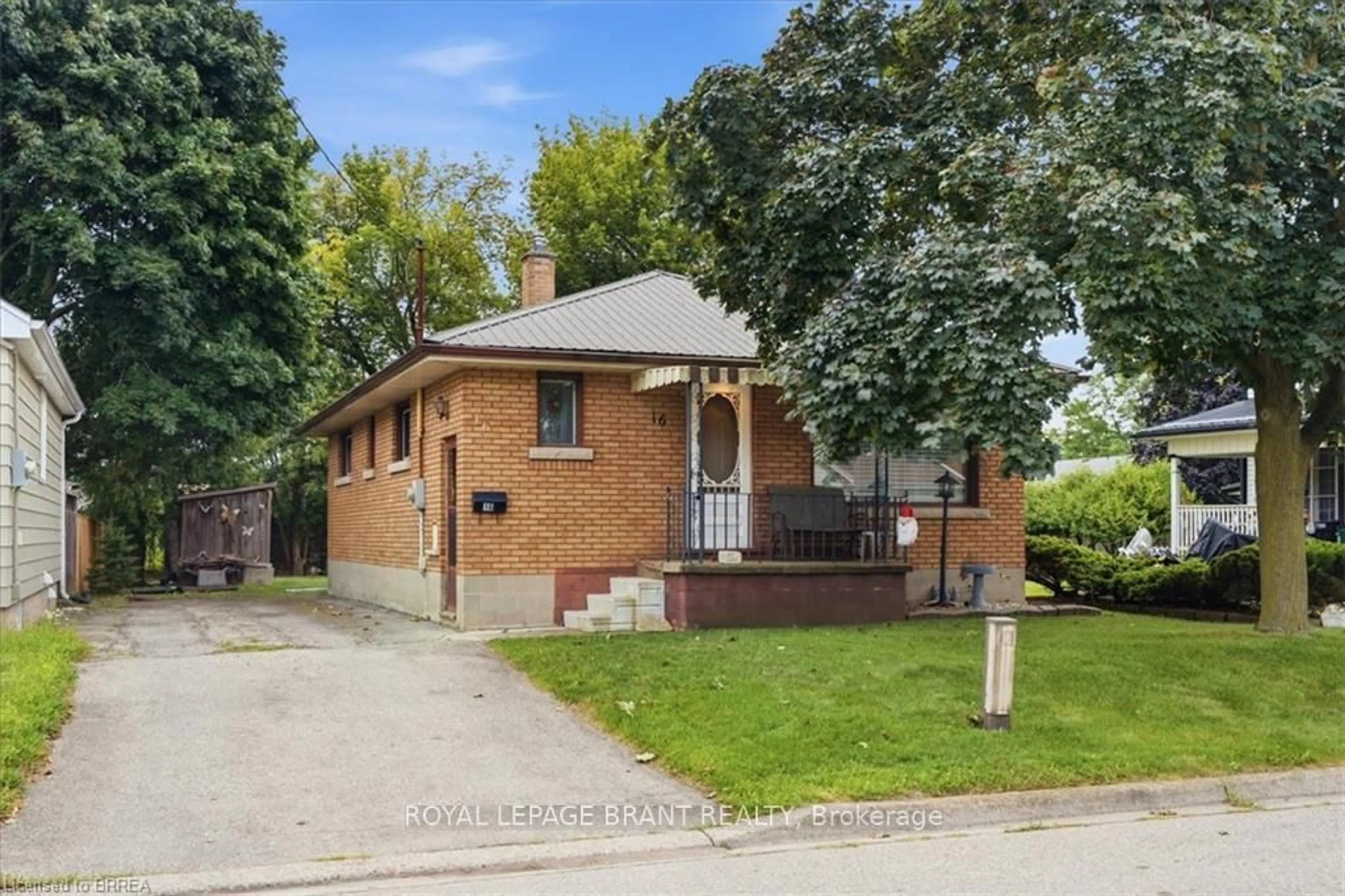 Home with brick exterior material, street for 16 Mintern Ave, Brantford Ontario N3S 1K6