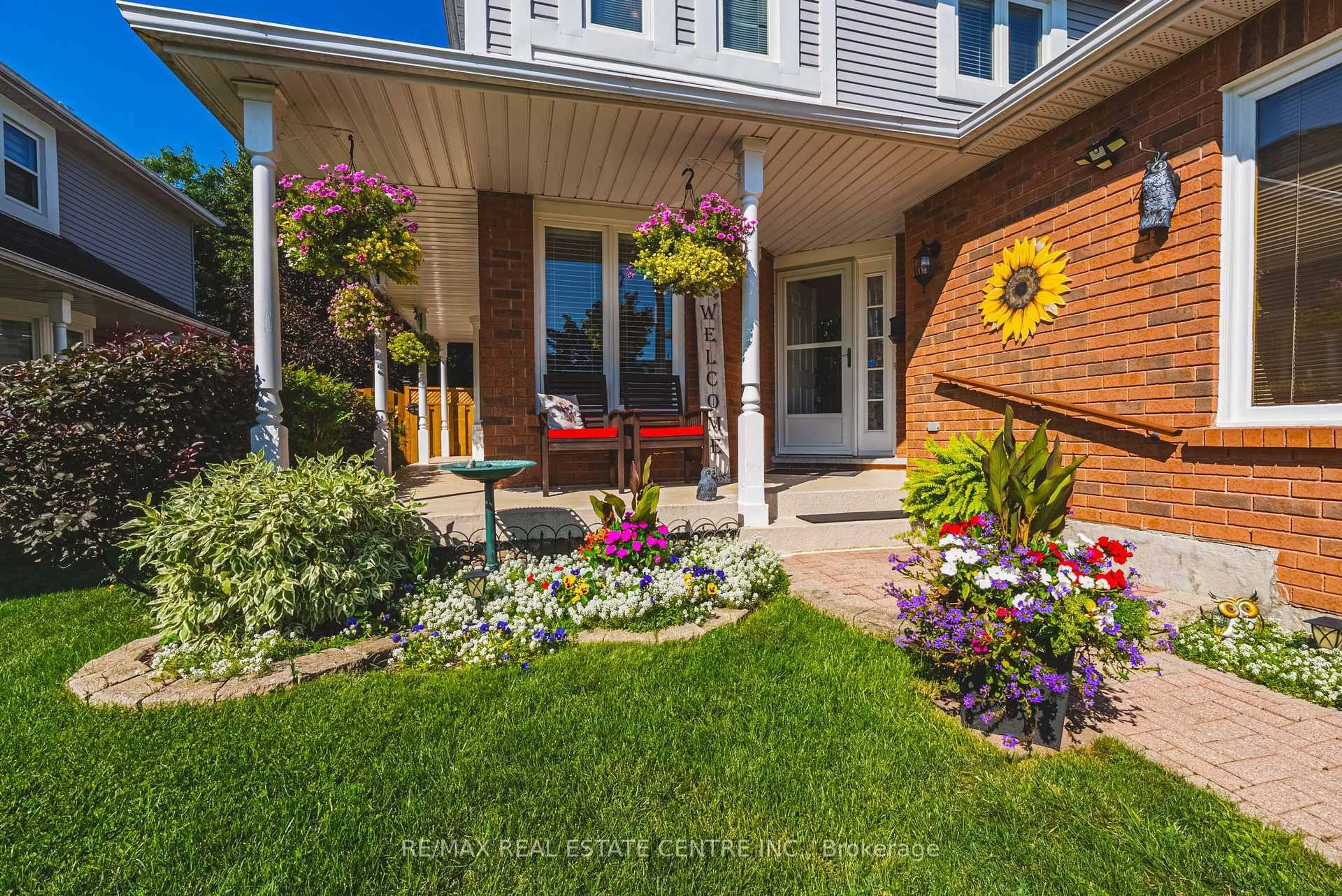 Unknown for 38 Fairgreen Clse, Cambridge Ontario N1T 1T6