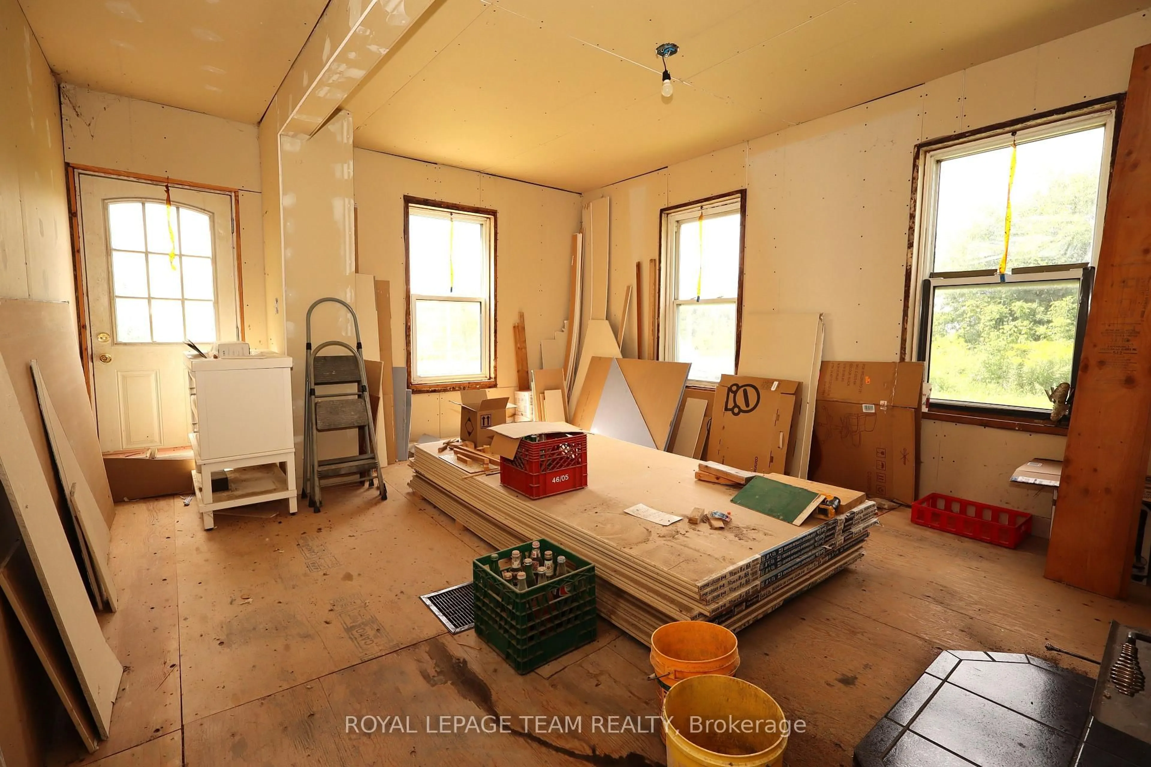 A pic of a room for 11200 Bailey Rd, North Dundas Ontario K0C 2K0