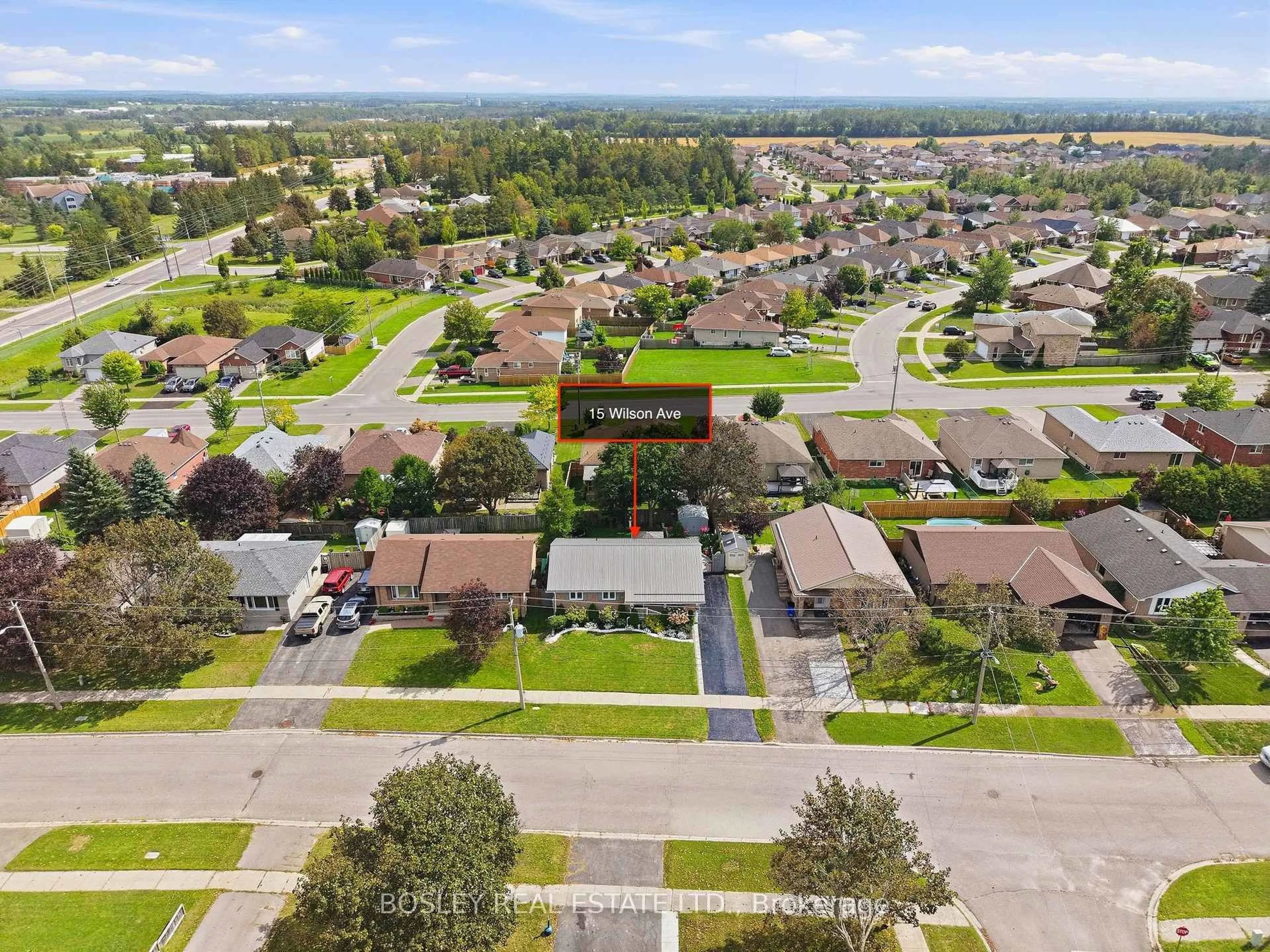 A pic from outside/outdoor area/front of a property/back of a property/a pic from drone, street for 15 Wilson Ave, Kawartha Lakes Ontario K9V 5S1