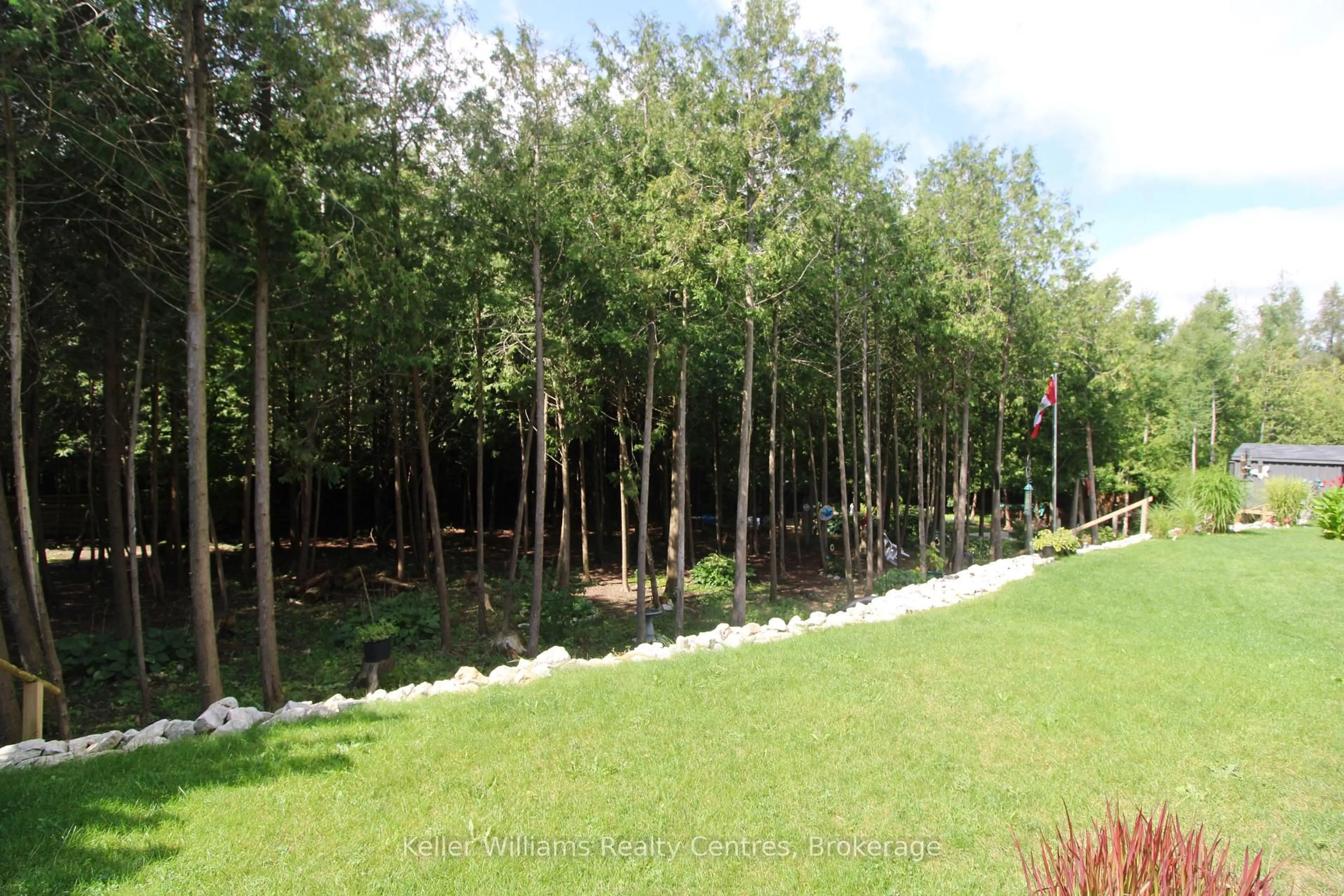 Patio, forest/trees view for 600 25th Ave, Hanover Ontario N4N 0C3