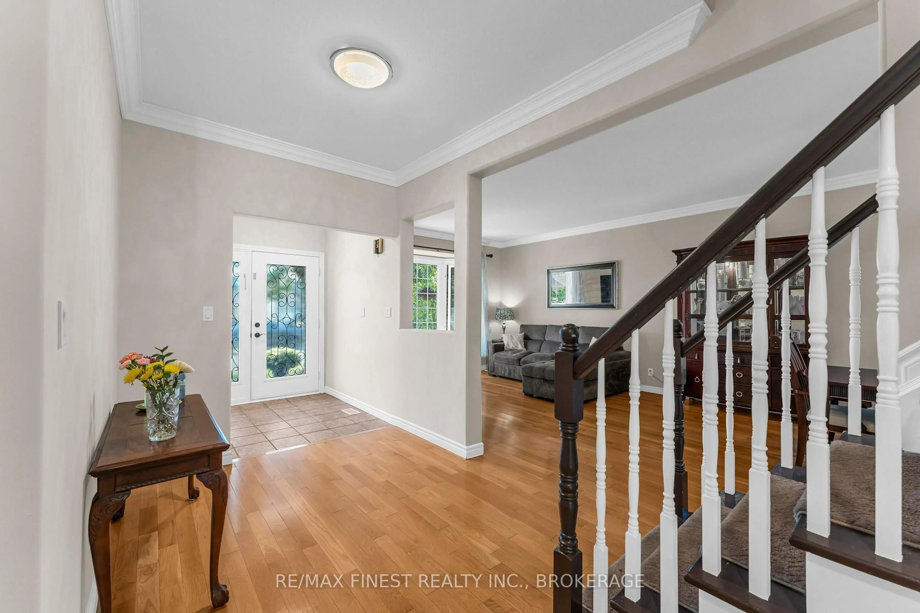 Indoor entryway for 1208 Greenwood Park Dr, Kingston Ontario K7K 7K3