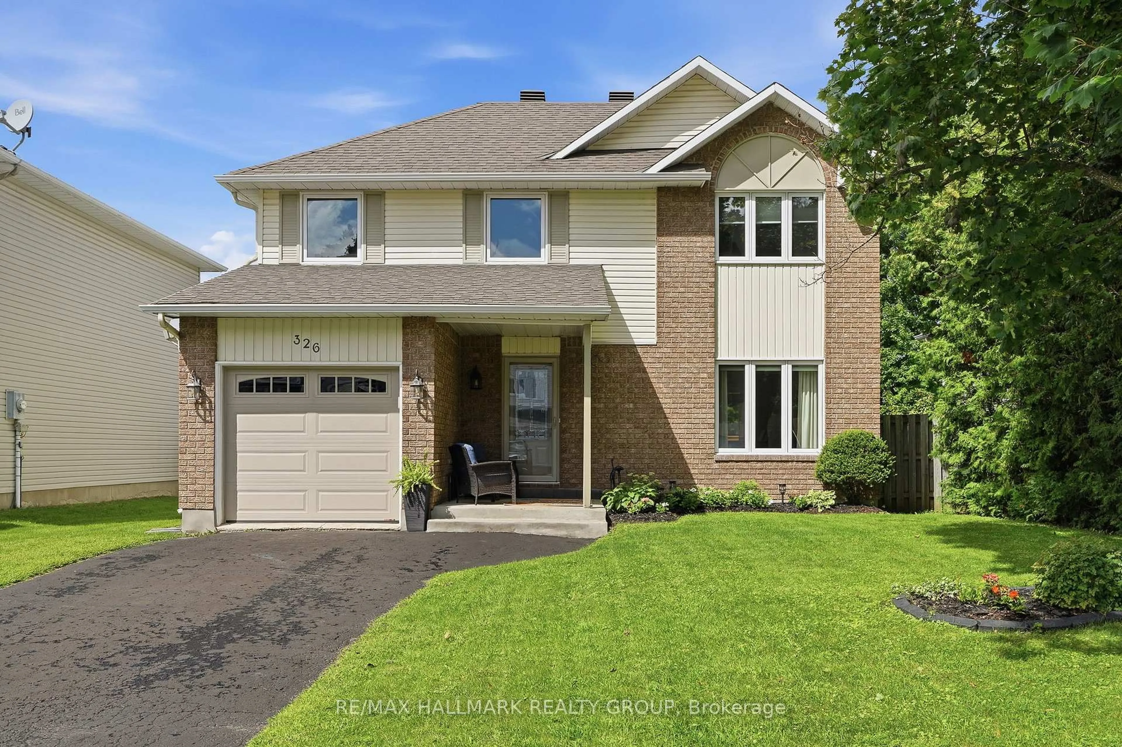 Home with brick exterior material, street for 326 BONAVISTA St, Clarence-Rockland Ontario K4K 1N7