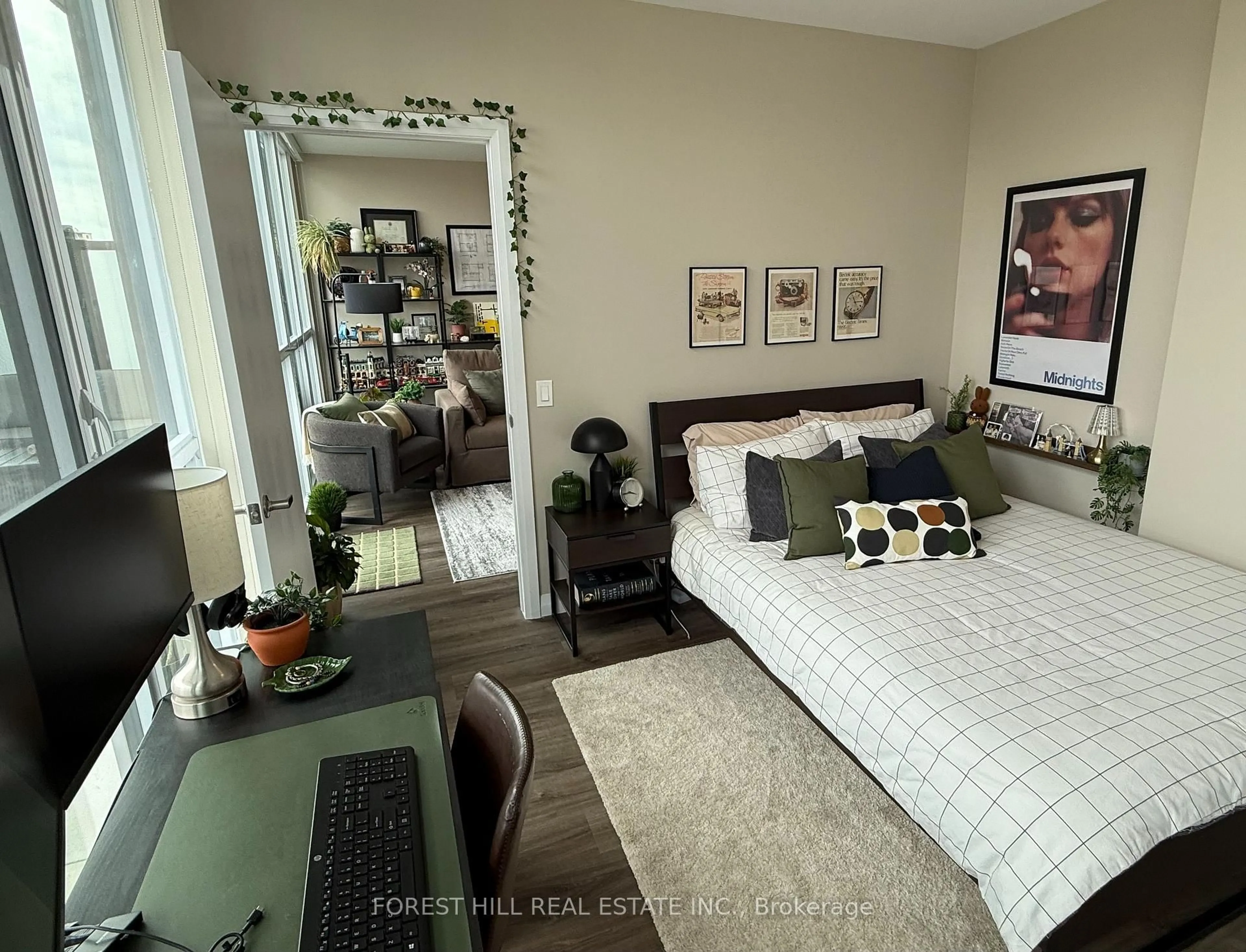 A pic of a room for 60 Charles St #602, Kitchener Ontario N2G 0C9