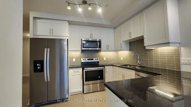 505 Talbot St #1808, London East 4